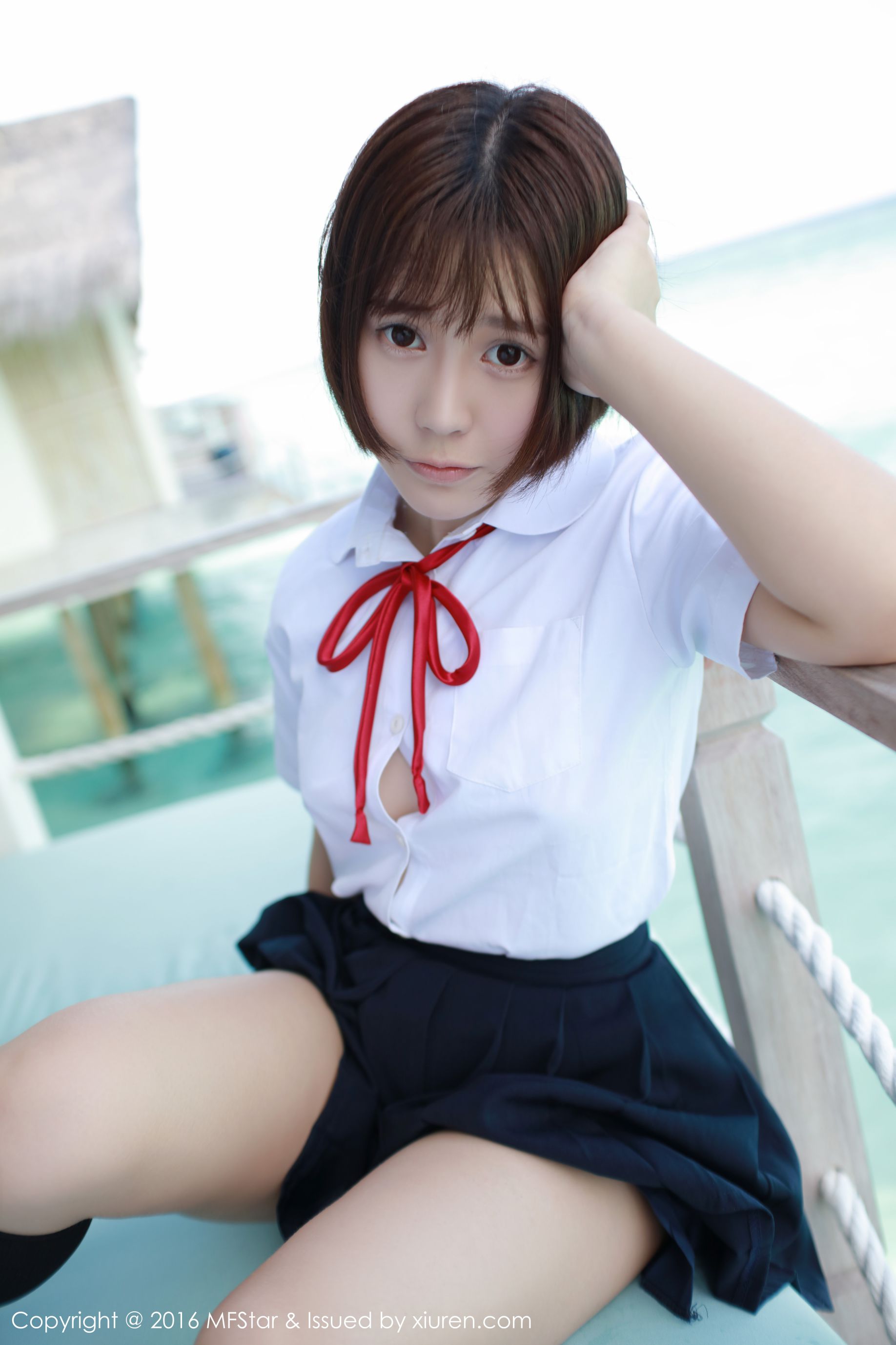 Evelyn艾莉《马尔代夫旅拍》比基尼+透视裙+学生装 [模范学院MFStar] Vol.057