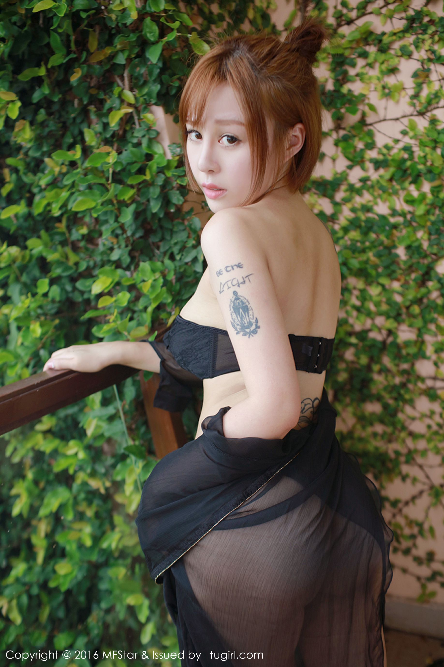 Evelyn艾莉《泰国心愿旅拍》性感透视薄纱 [模范学院MFStar] Vol.061
