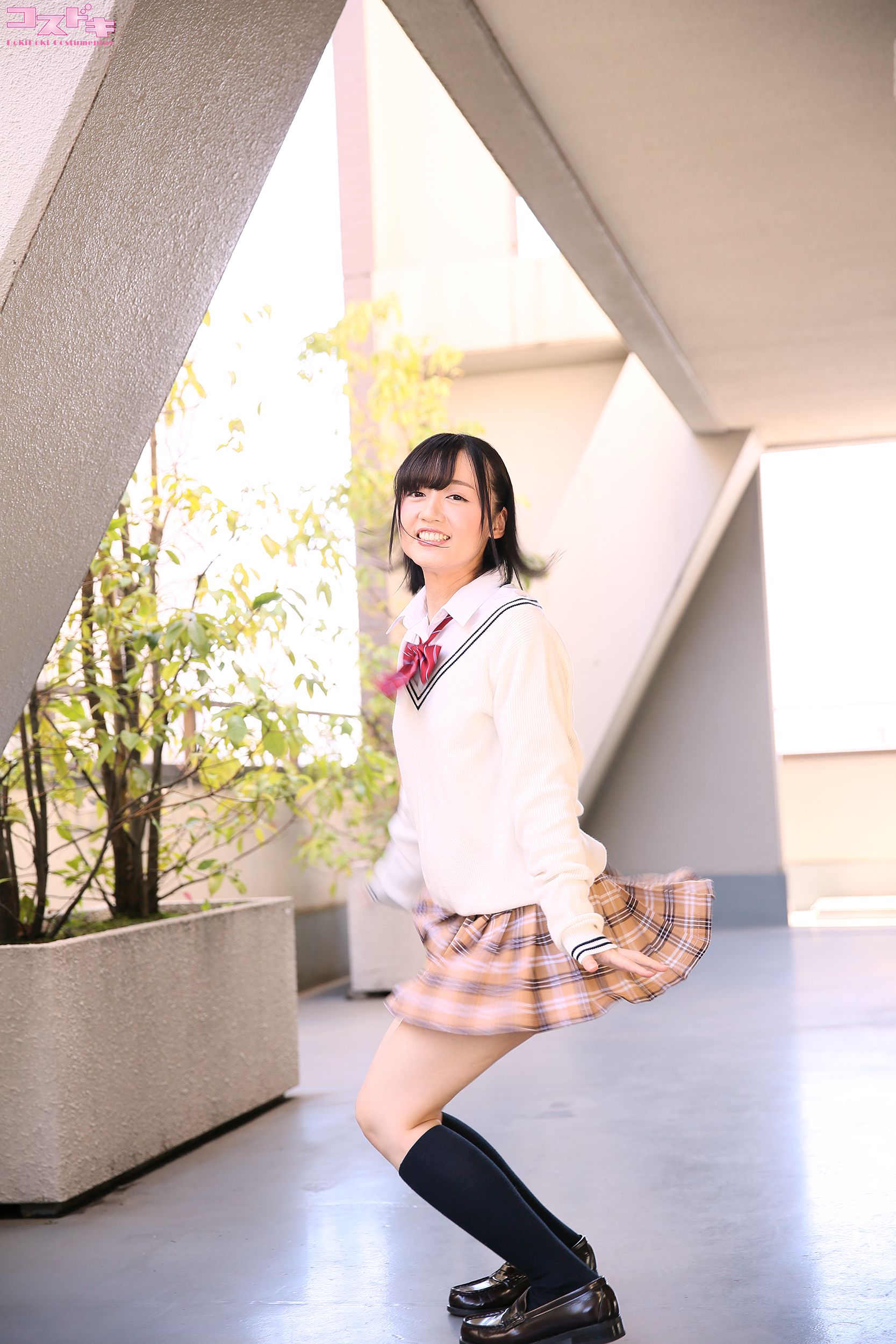 [Cosdoki] Momoi Sakura 桃井さくら momoisakura_pic_seifuku1