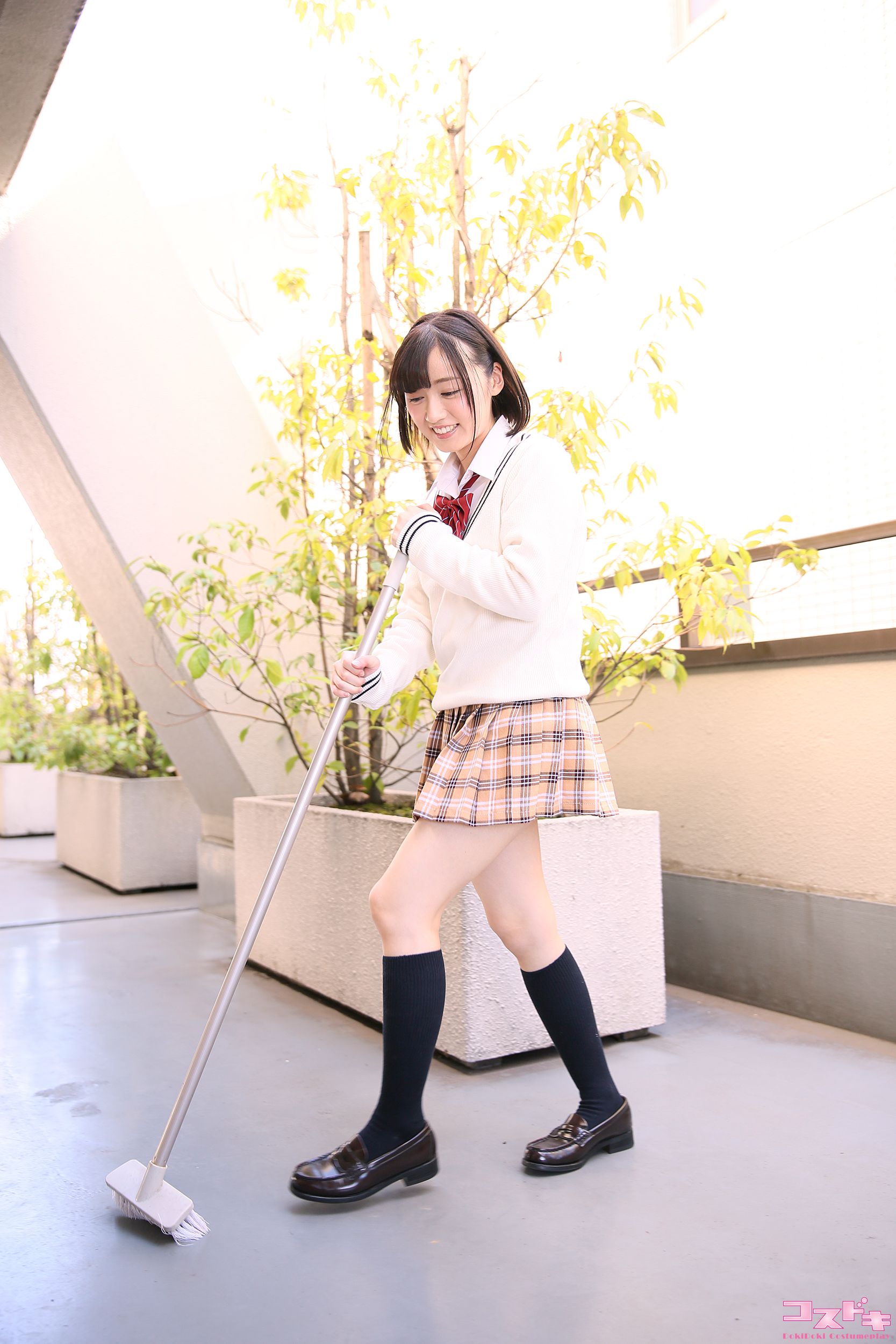[Cosdoki] Momoi Sakura 桃井さくら momoisakura_pic_seifuku1