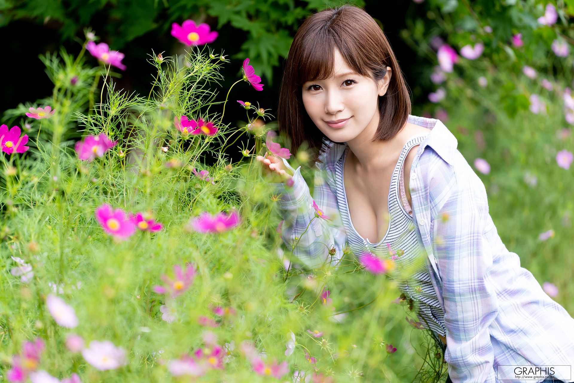 [Graphis] Special Gravure 小島みなみ Happiness