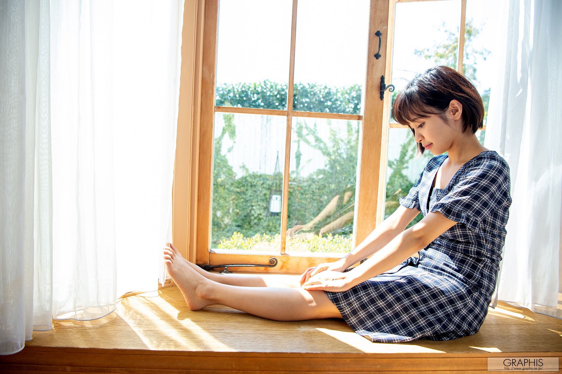 [Graphis] First Gravure 初脱ぎ娘 No.164 Rika Aimi 逢見リカ