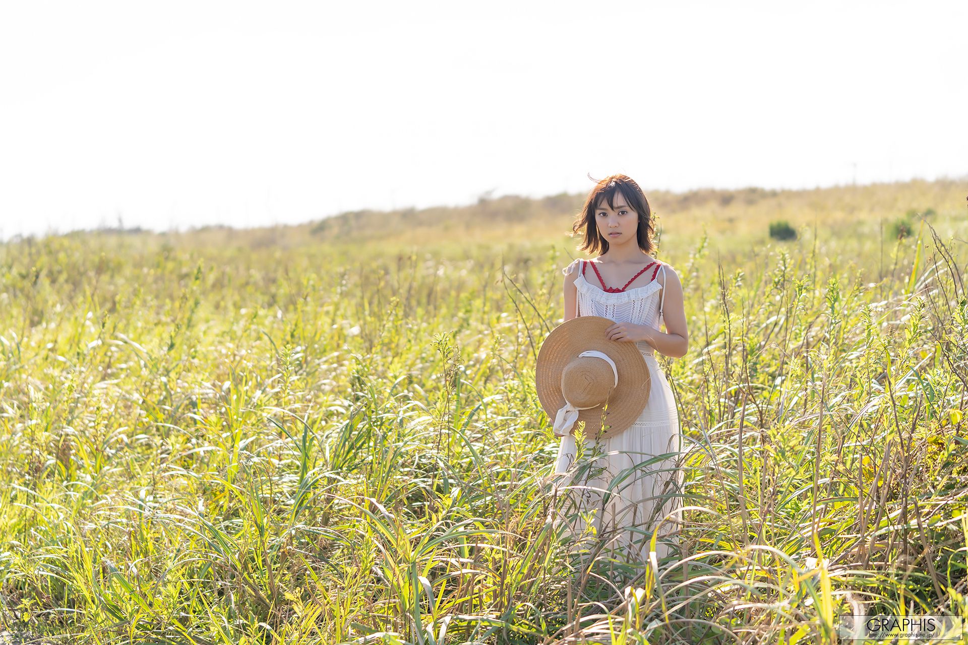 [Graphis] First Gravure 初脱ぎ娘 No.167 Suzu Monami もなみ鈴