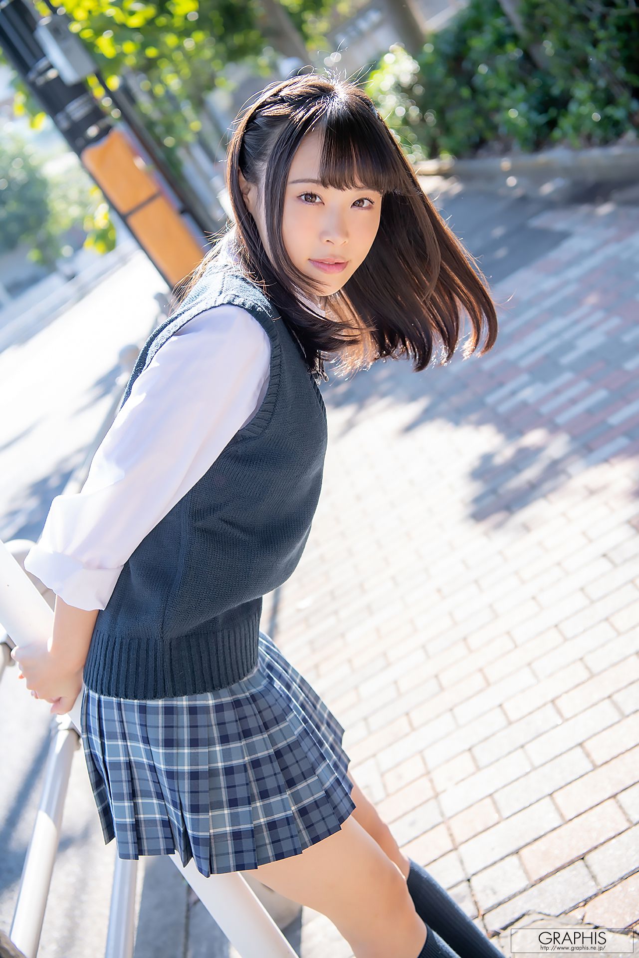 [Graphis] First Gravure 初脱ぎ娘 No.168 Hiyori Yoshioka 吉岡ひより