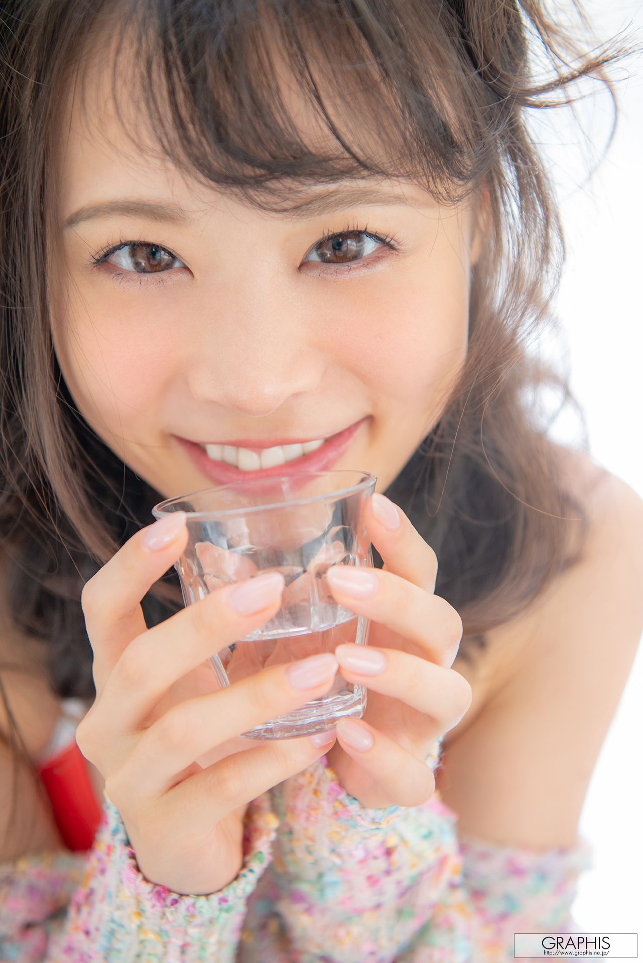 [Graphis] First Gravure 初脱ぎ娘 No.168 Hiyori Yoshioka 吉岡ひより