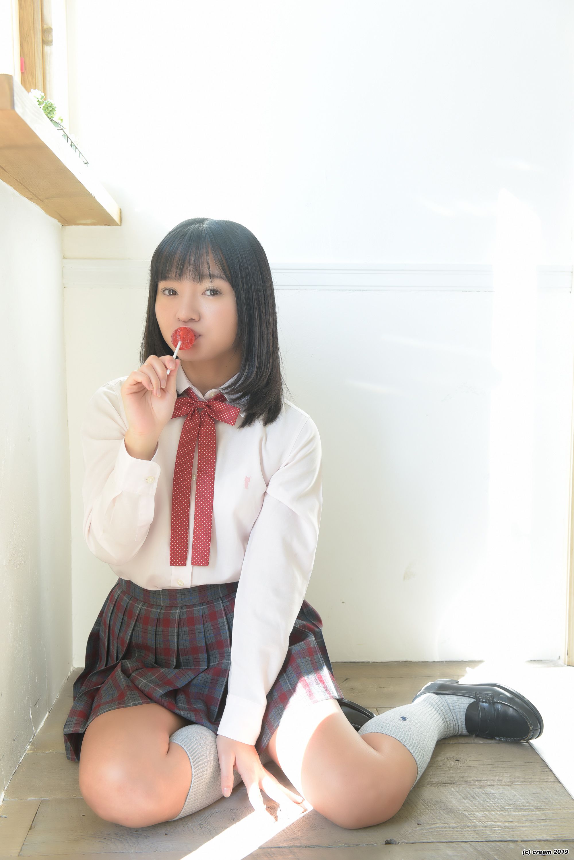 [LOVEPOP] Ayana Nishinaga 西永彩奈 Ayana Stripes - (Cream) - PPV