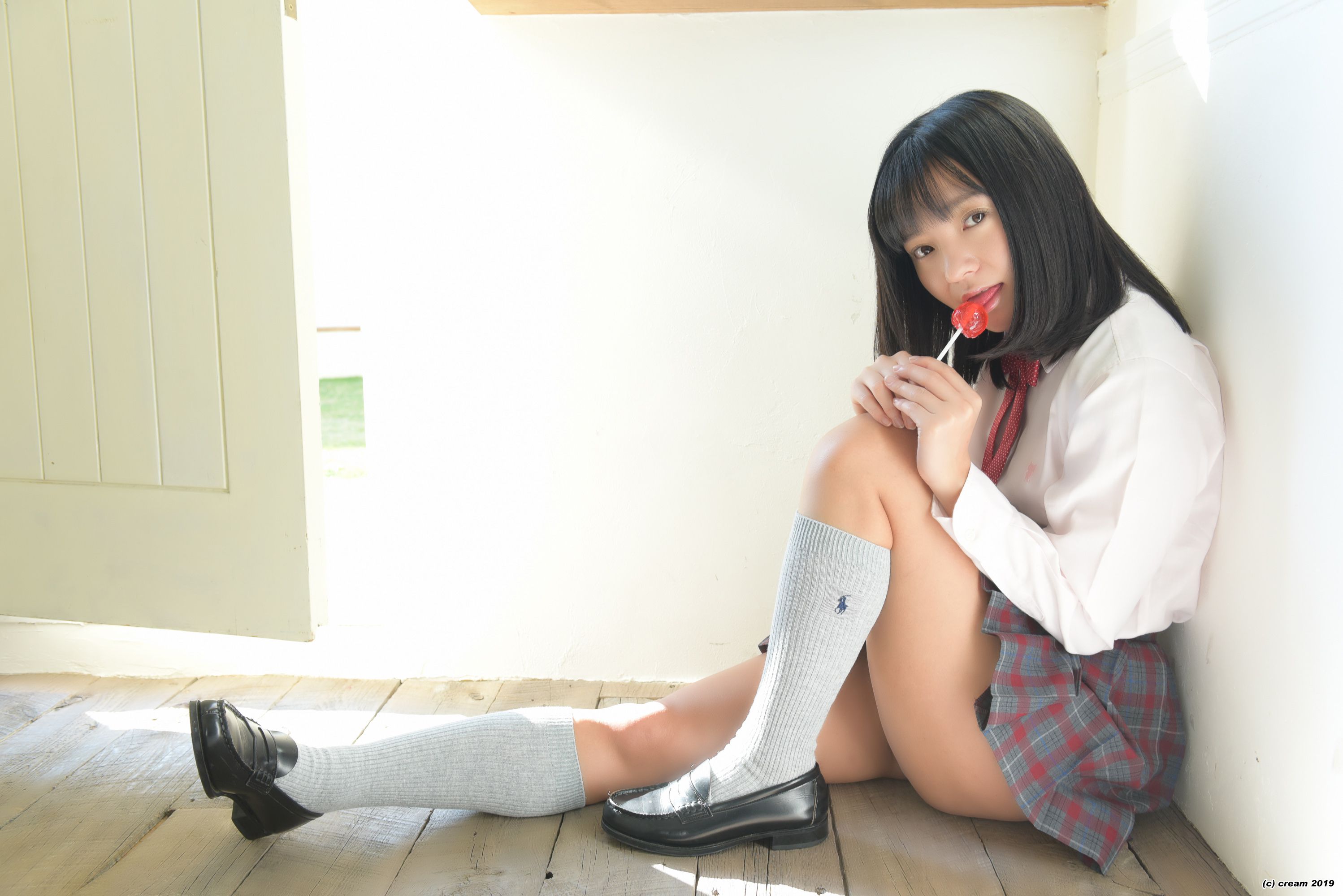 [LOVEPOP] Ayana Nishinaga 西永彩奈 Ayana Stripes - (Cream) - PPV