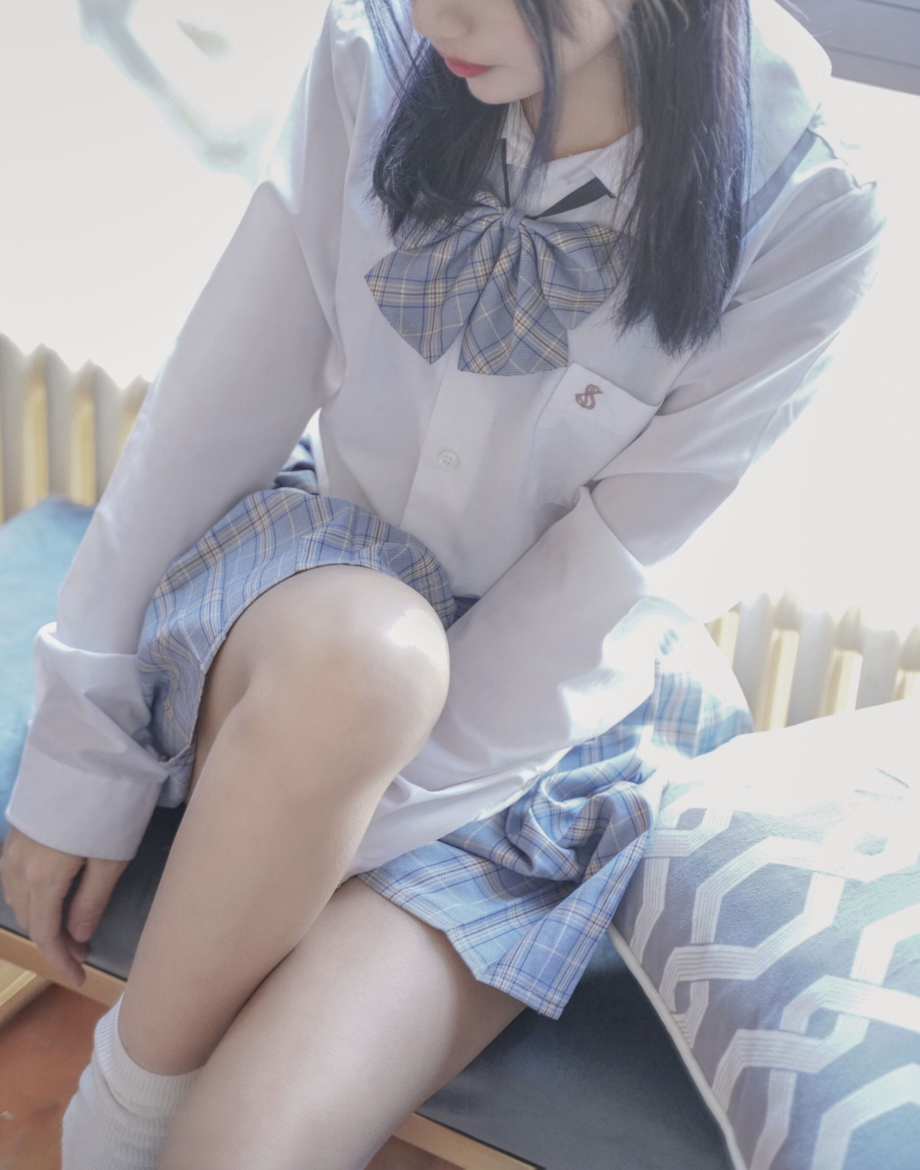[喵糖映画] VOL.047 你的负卿 裸腿制服裙