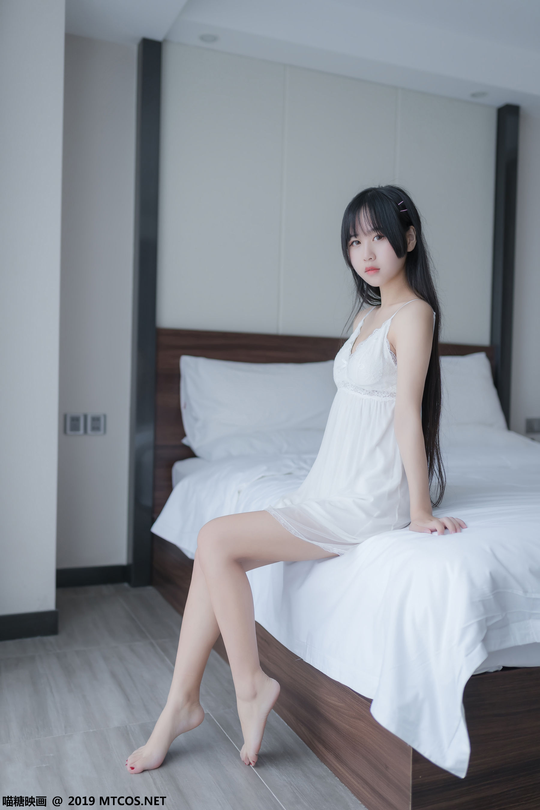 [喵糖映画] VOL.069 萌芽儿o0 - 白纱裙