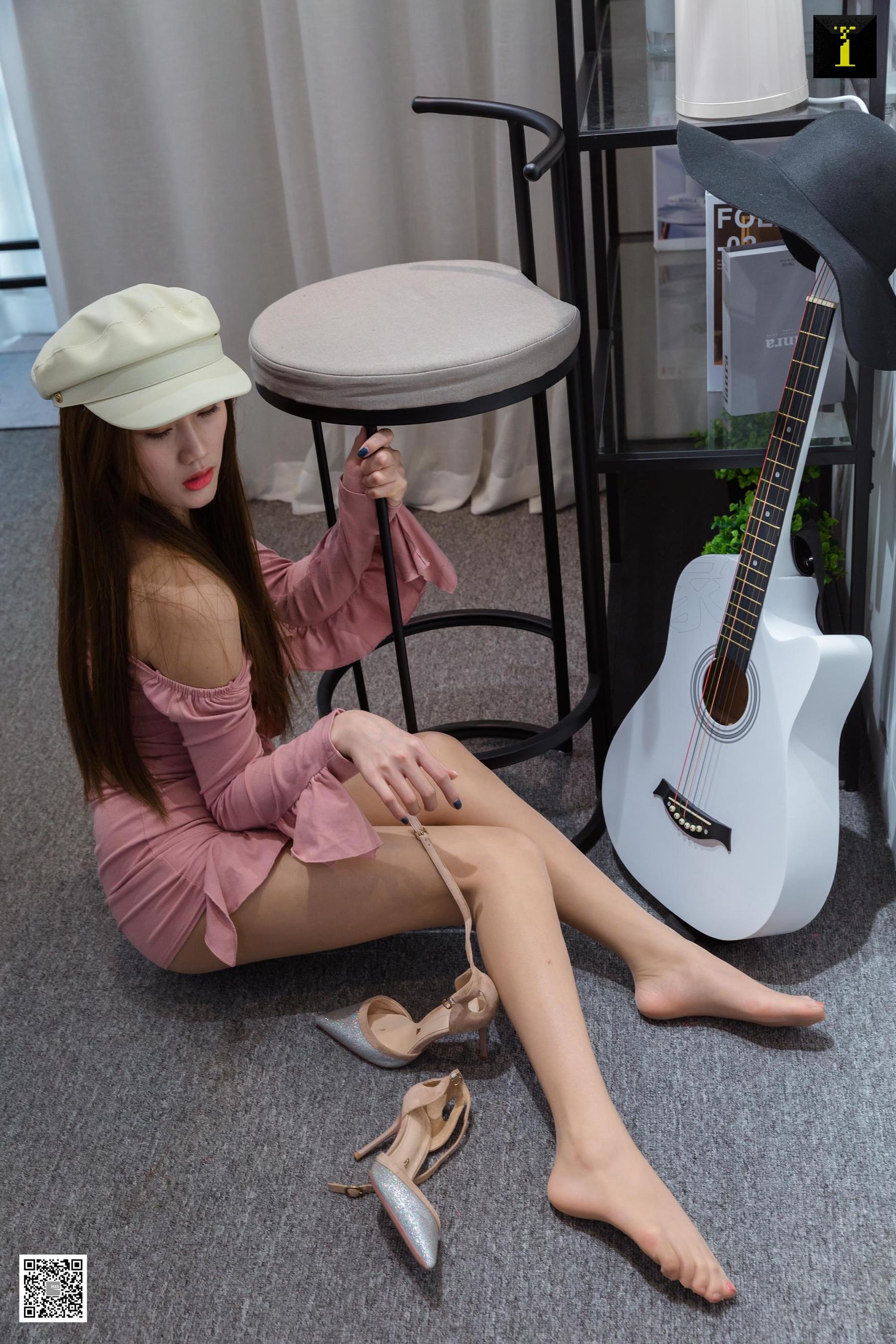 [异思趣向IESS] 模特 羽西 《白帽子女郎》