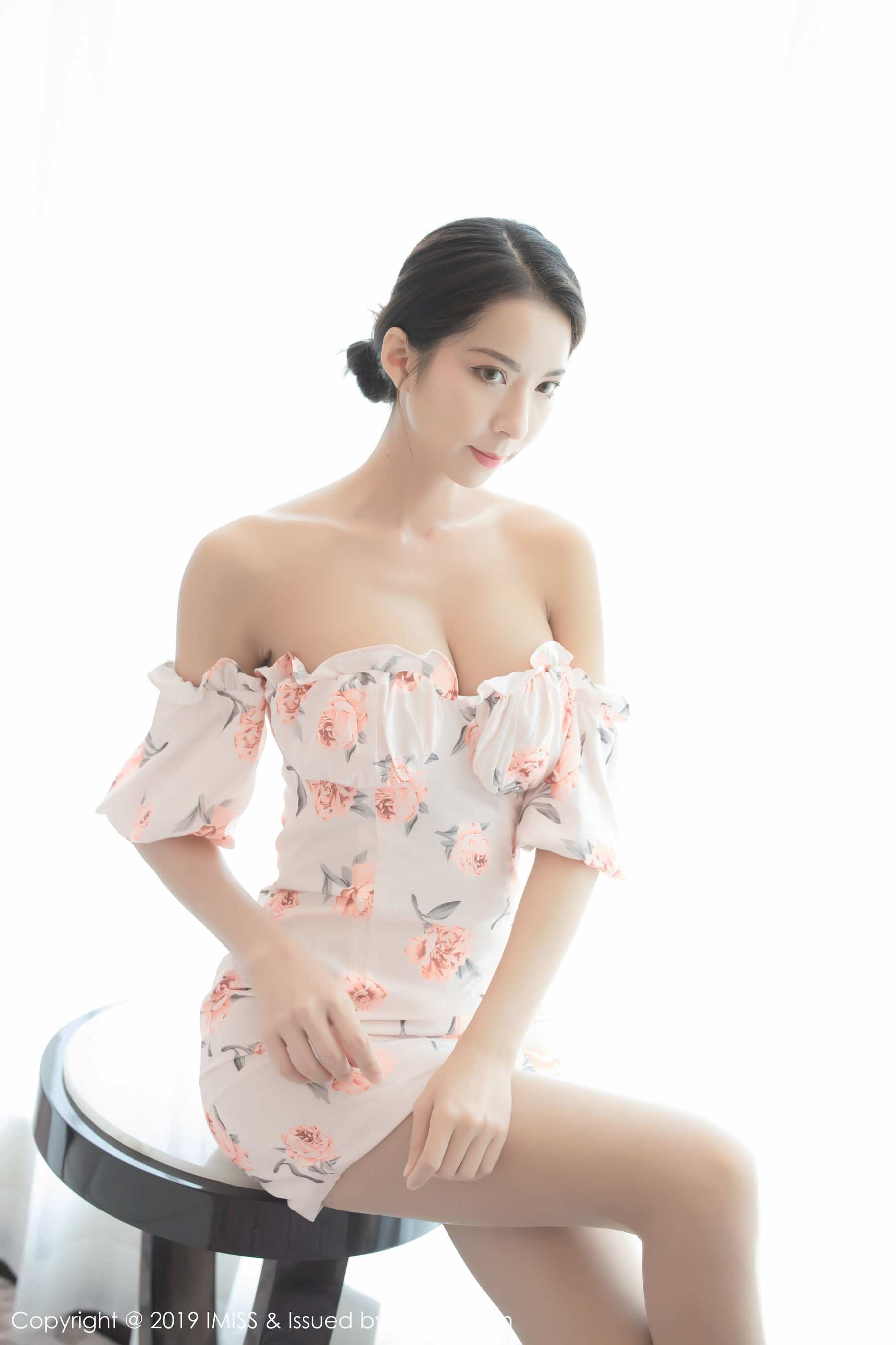 [爱蜜社IMiss] Vol.416 Carry