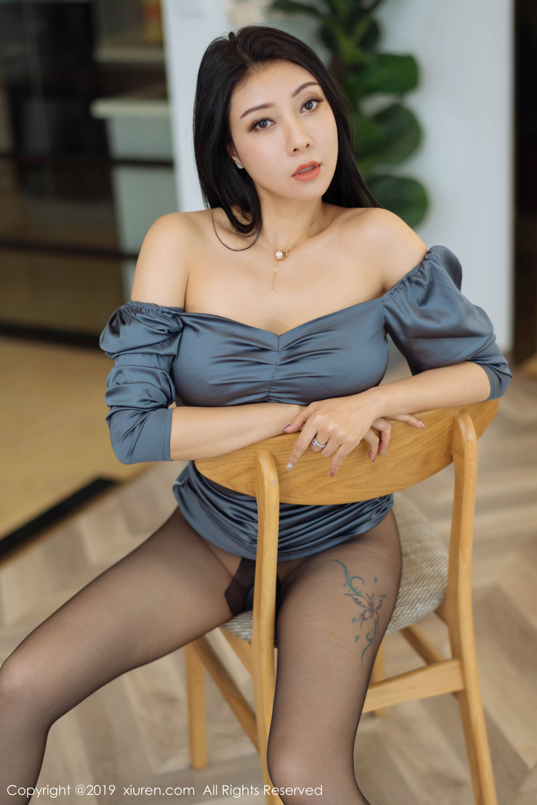 [秀人XIUREN] No.1863 果儿Victoria
