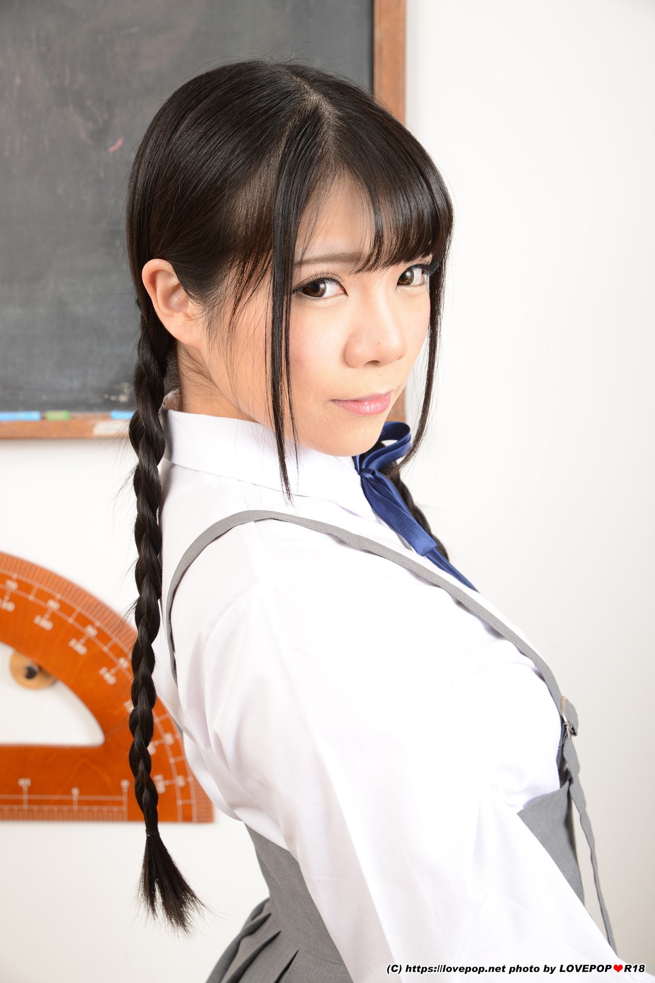 [LOVEPOP] Kanon Kuga 久我かのん Photoset 01
