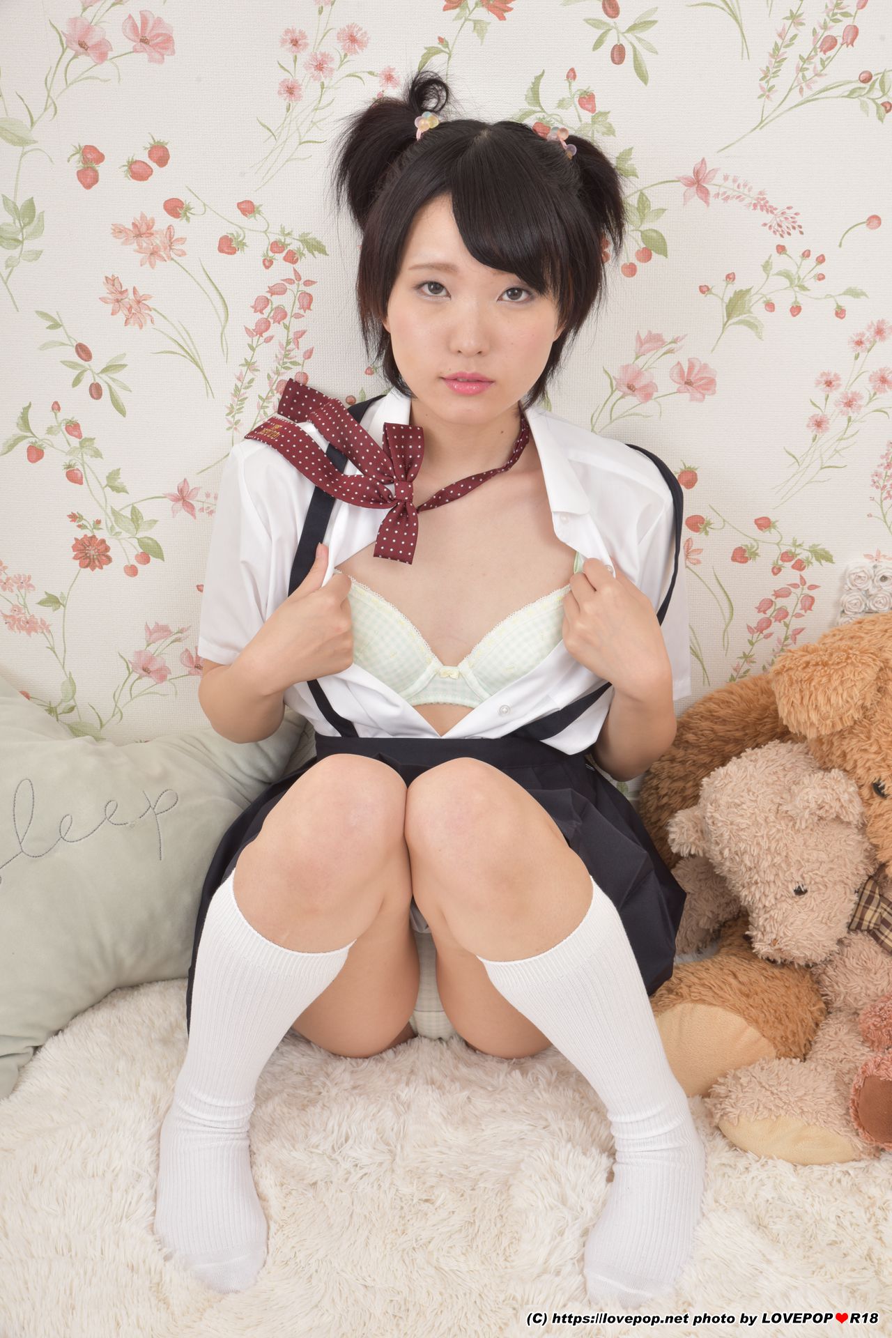 [LOVEPOP] Karin Niimi 新美かりん Photoset 06