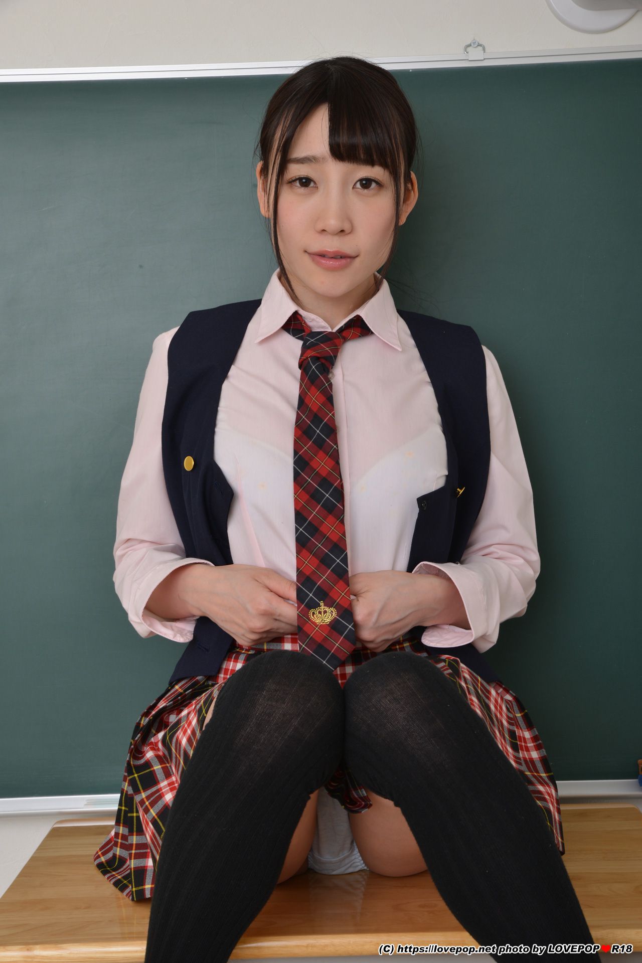 [LOVEPOP] Yui Tomita 富田優衣 Photoset 01