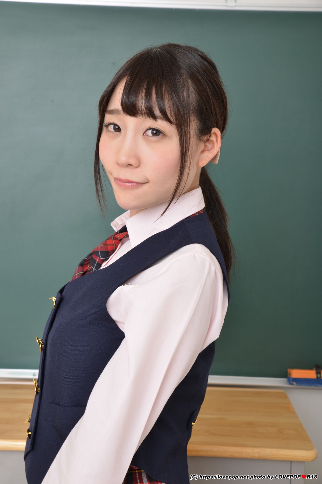 [LOVEPOP] Yui Tomita 富田優衣 Photoset 01