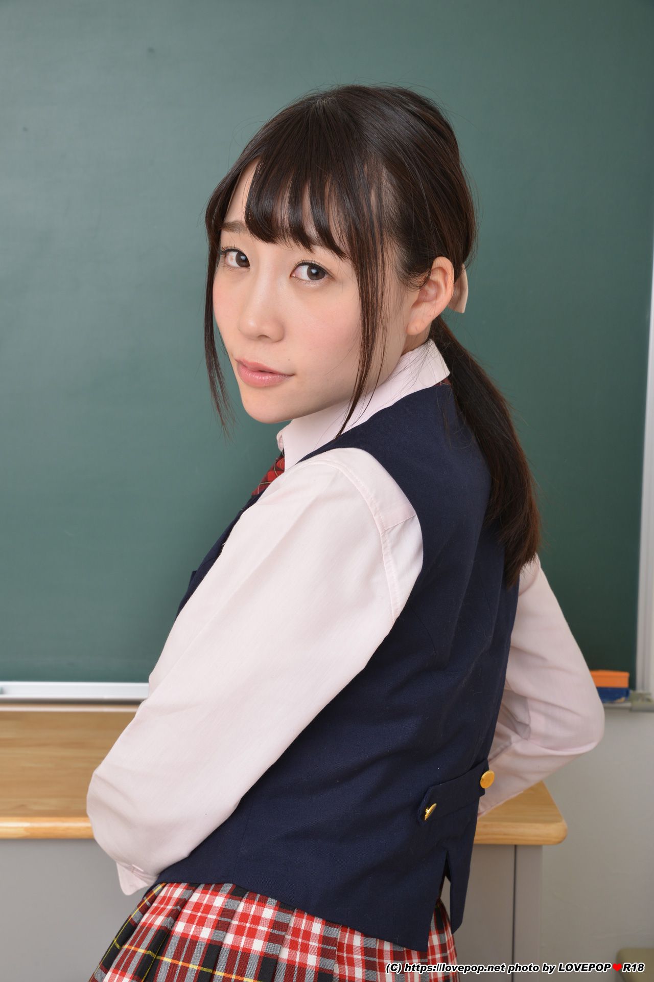 [LOVEPOP] Yui Tomita 富田優衣 Photoset 01