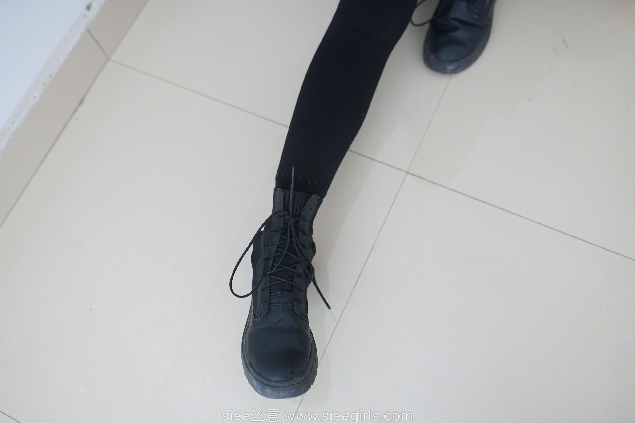 [丝意SIEE] No.433 含含《伊人在水一方》