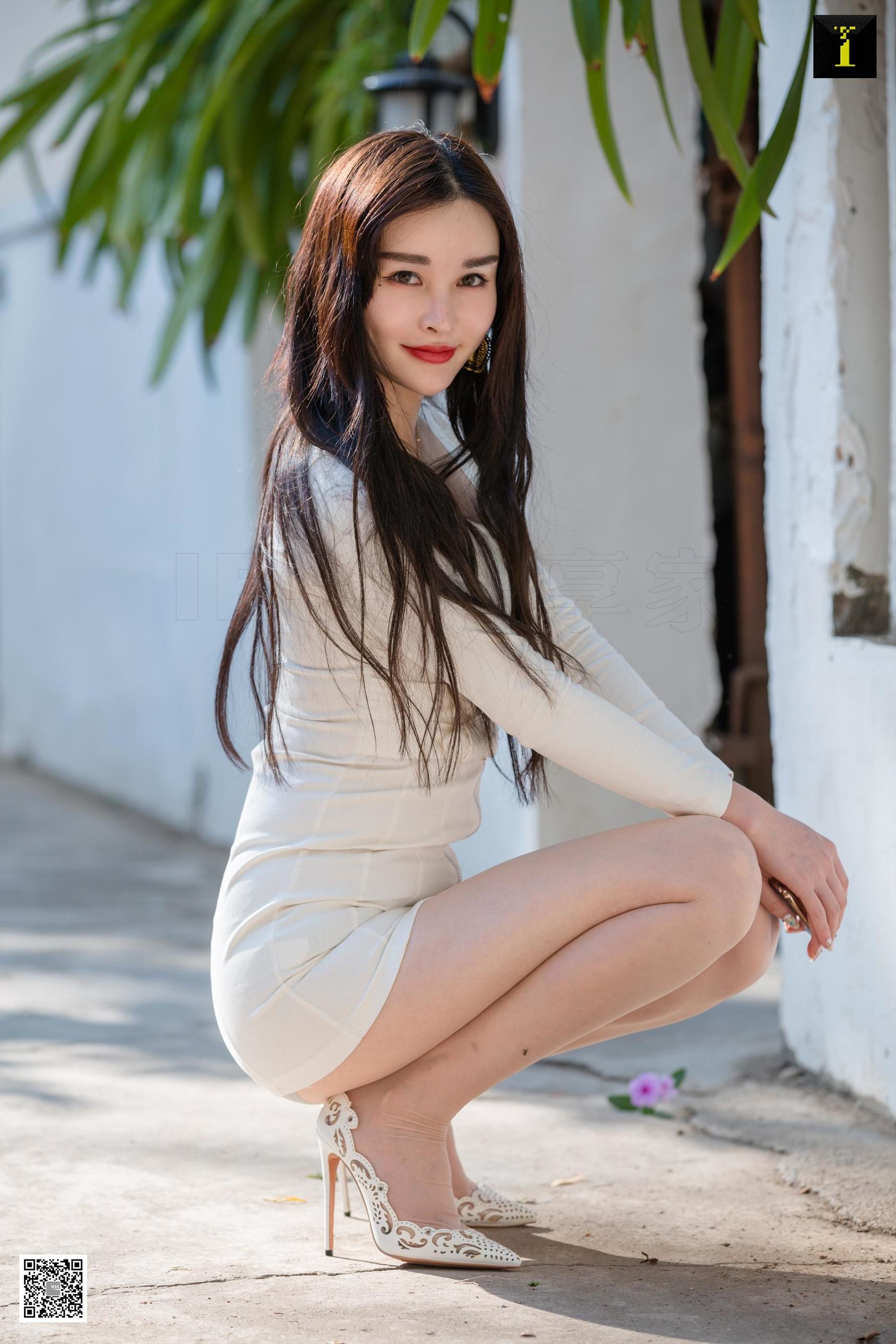 [异思趣向IESS] 模特喵姐 《白花花的美人》