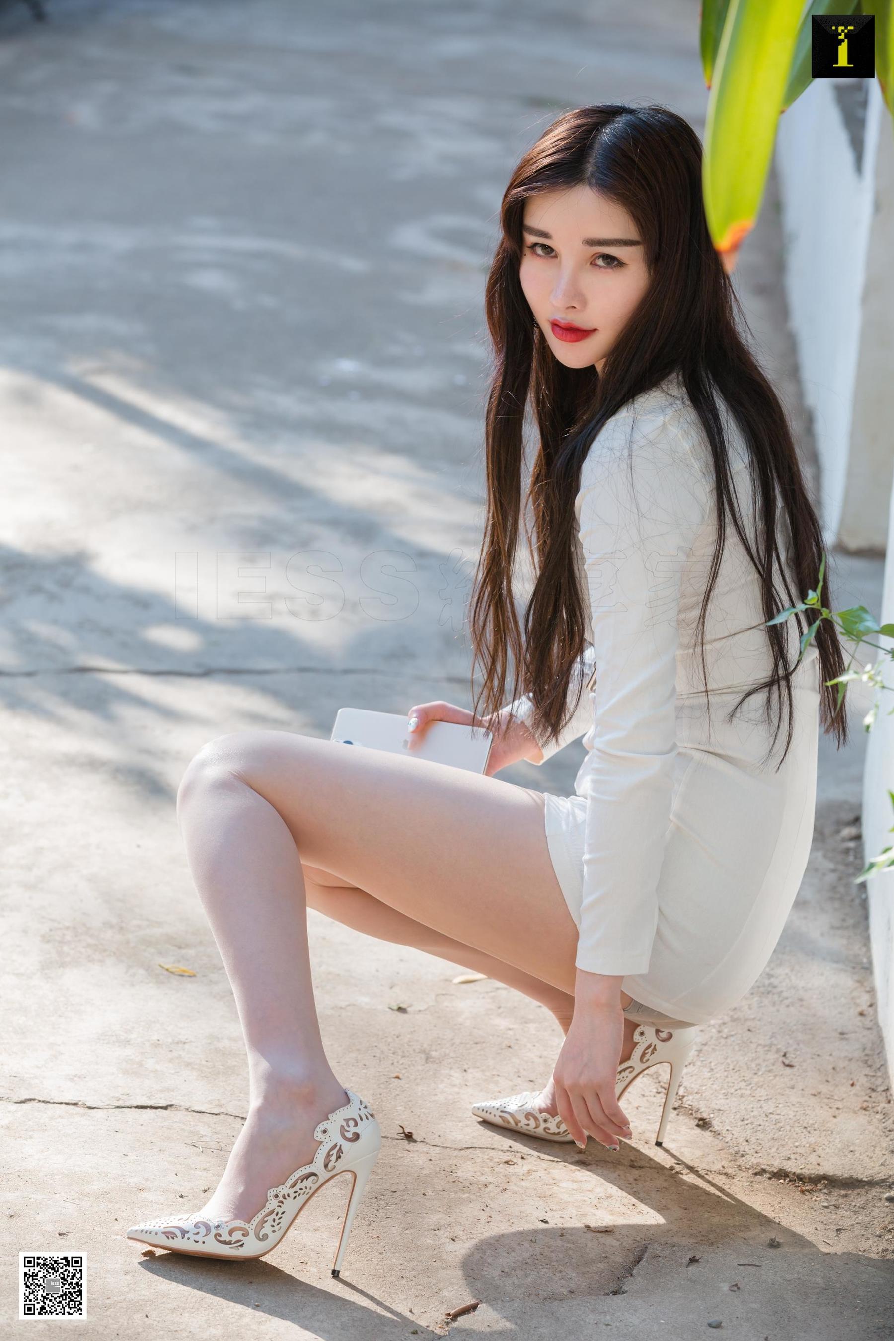 [异思趣向IESS] 模特喵姐 《白花花的美人》