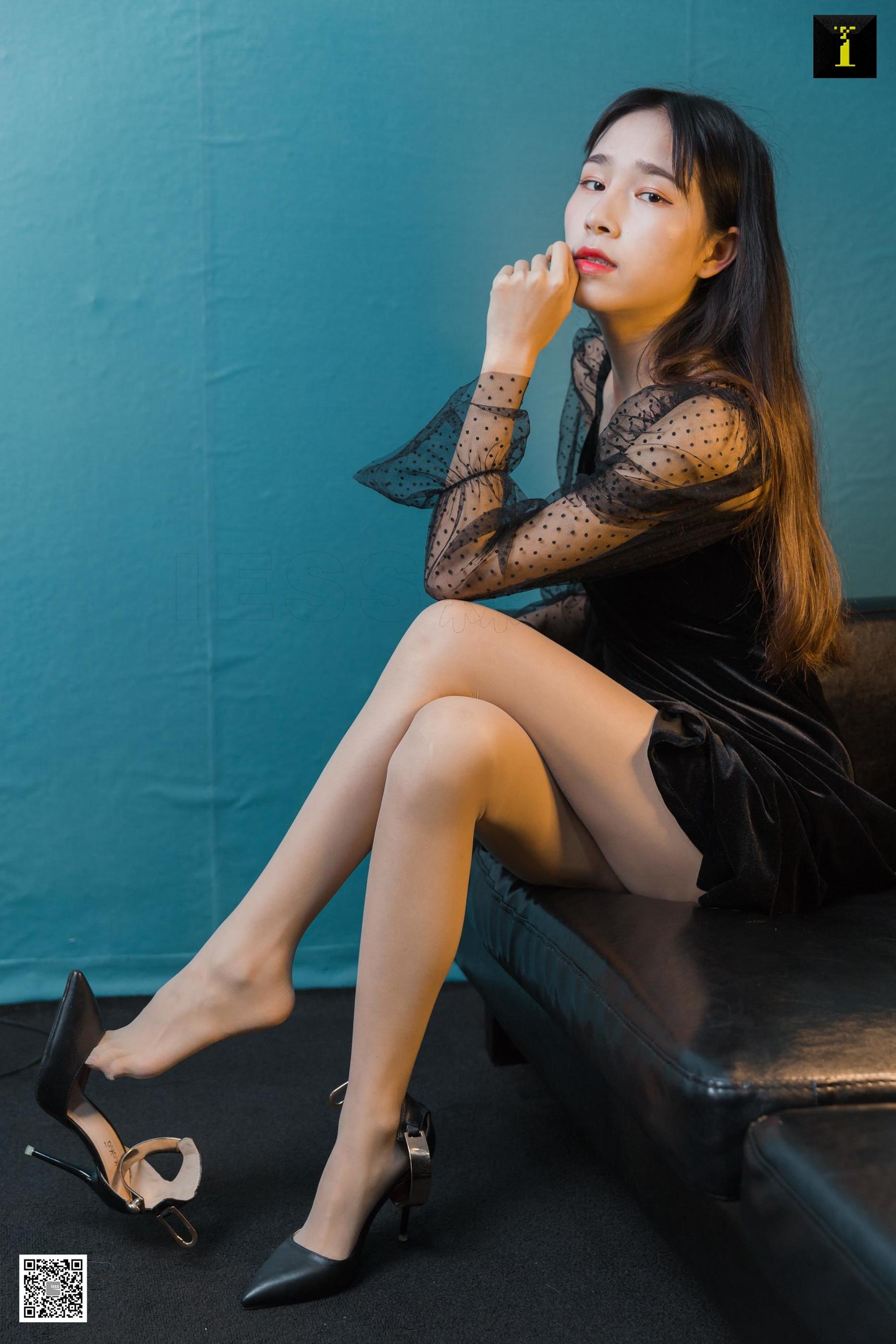 [异思趣向IESS] 模特：美子 《复古波点控》