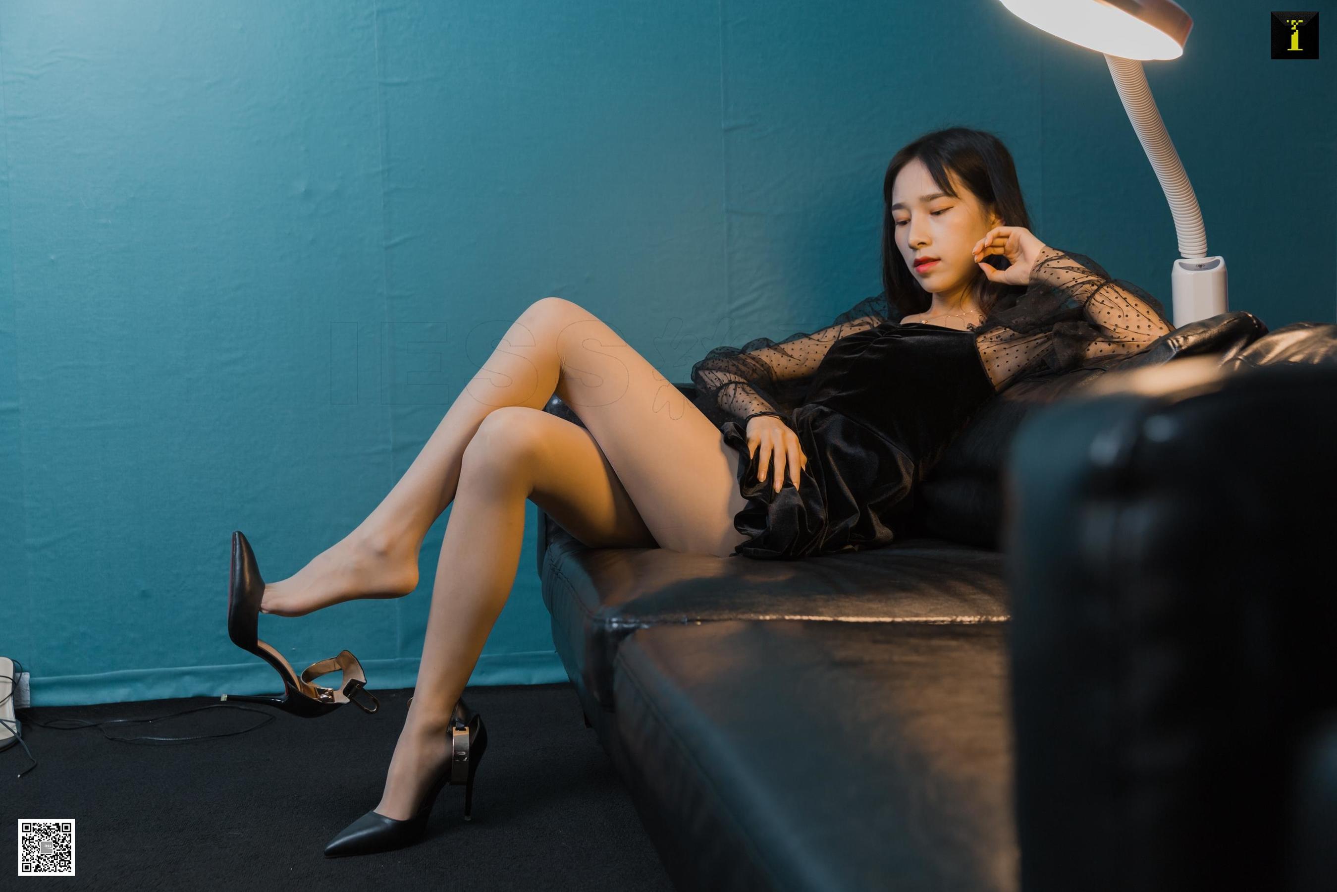 [异思趣向IESS] 模特：美子 《复古波点控》