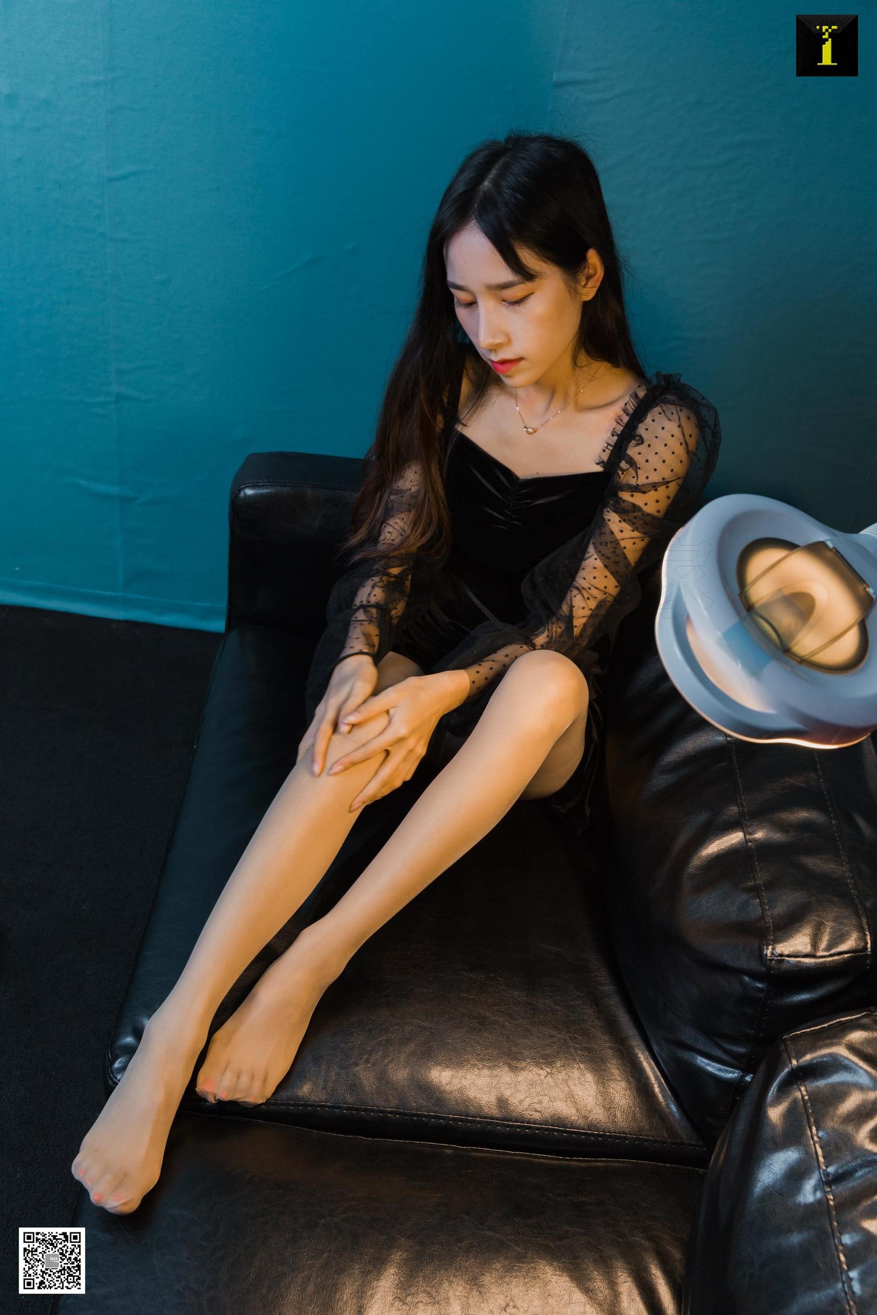 [异思趣向IESS] 模特：美子 《复古波点控》