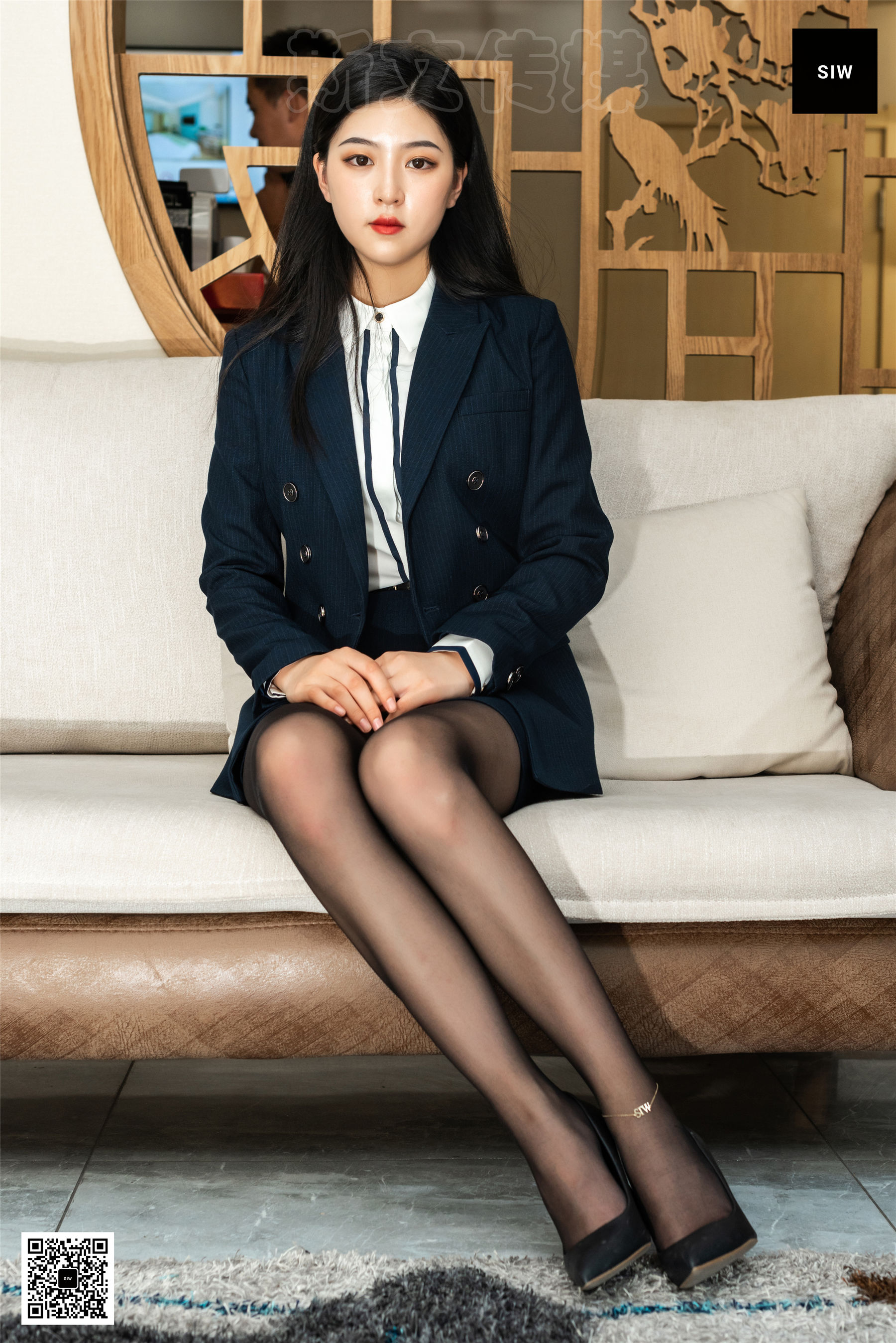 [斯文传媒SIW] 小谈《黑丝文员》