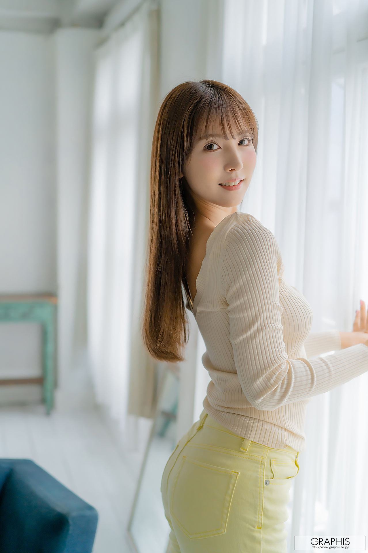 [Graphis Gals] NO.461 Yua Mikami 三上悠亜 Sweet Smile