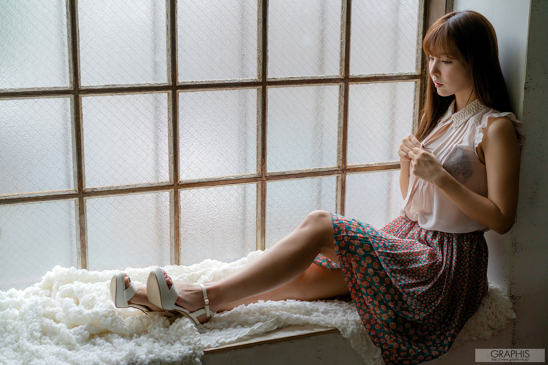 [Graphis Gals] NO.461 Yua Mikami 三上悠亜 Sweet Smile