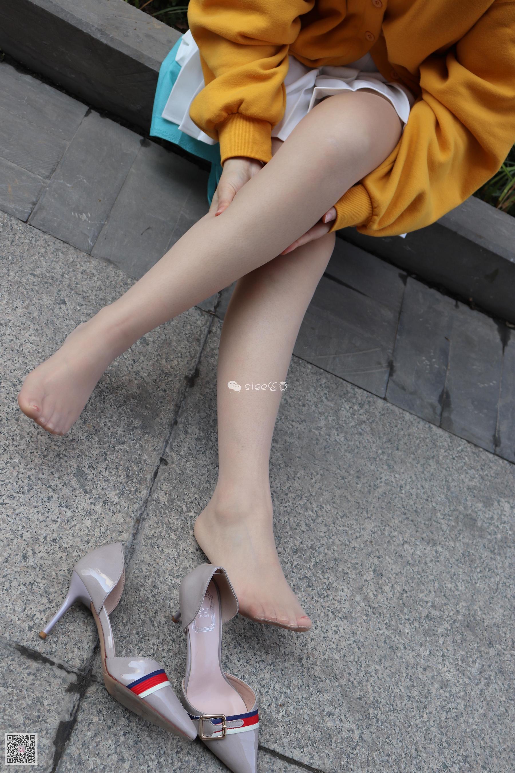 [丝意SIEE] No.064 依依 高跟肉丝