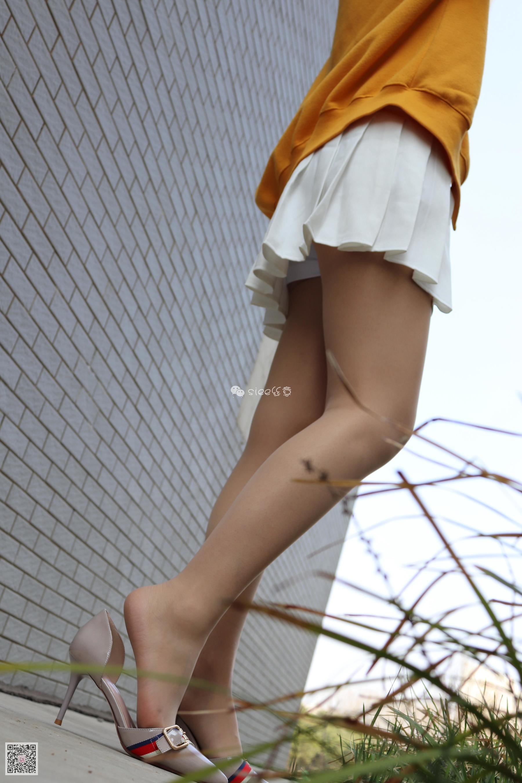 [丝意SIEE] No.064 依依 高跟肉丝