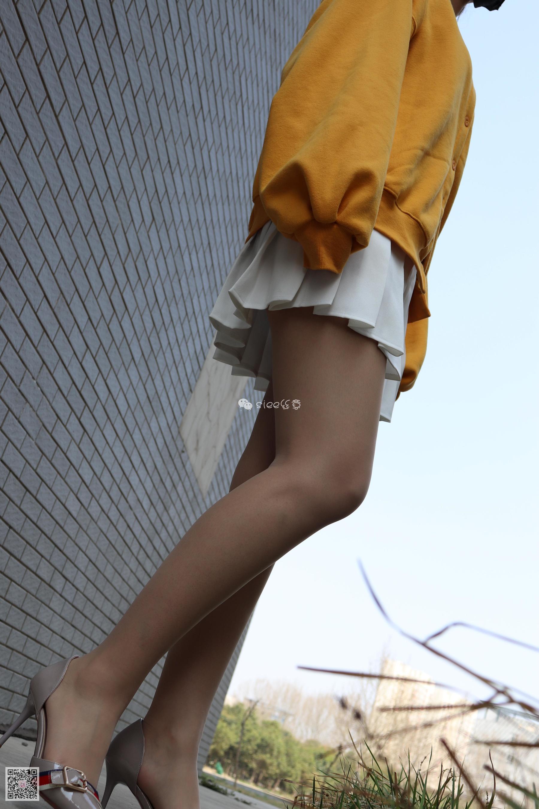 [丝意SIEE] No.064 依依 高跟肉丝
