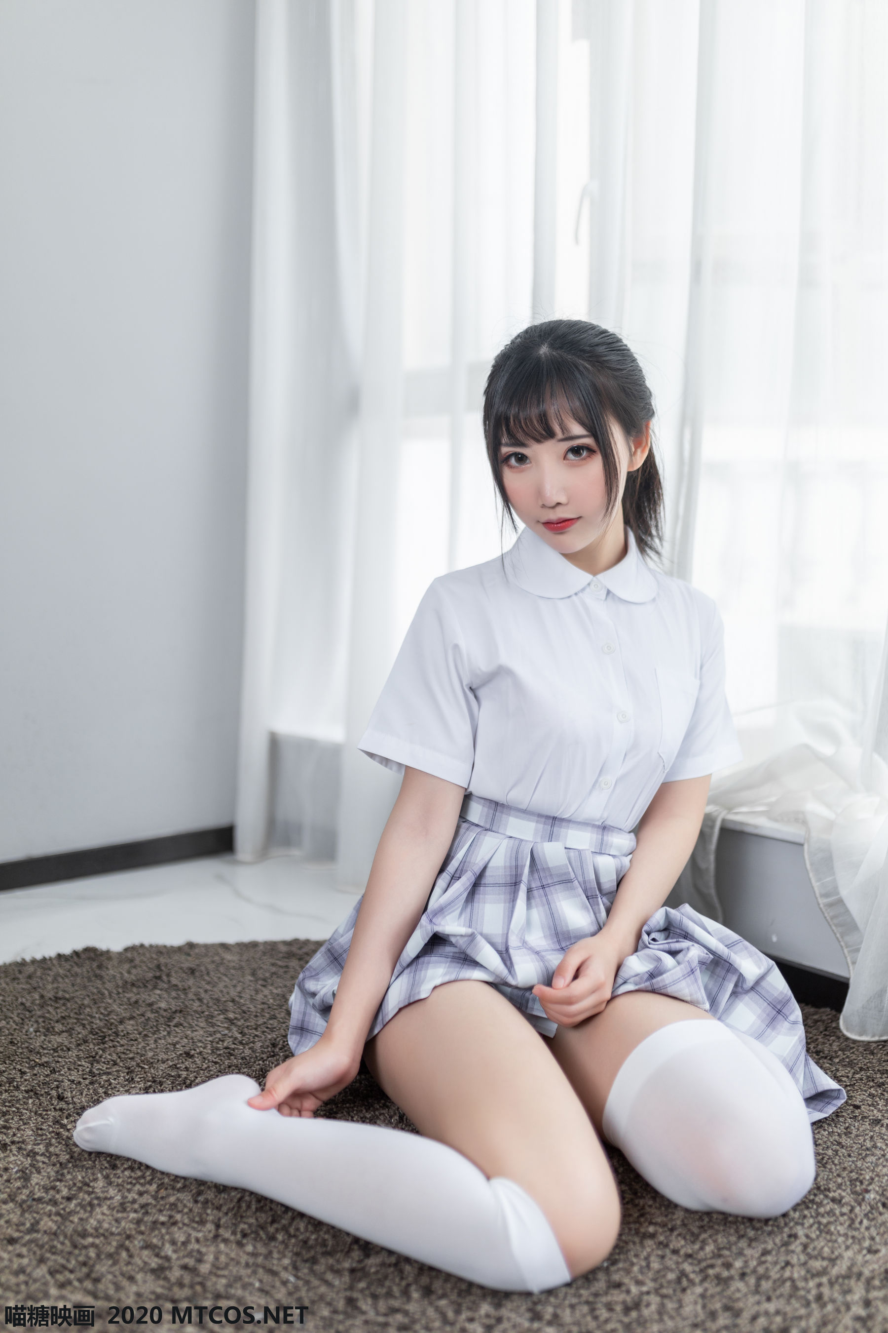 [喵糖映画] JKL.001 面饼仙儿 制服少女
