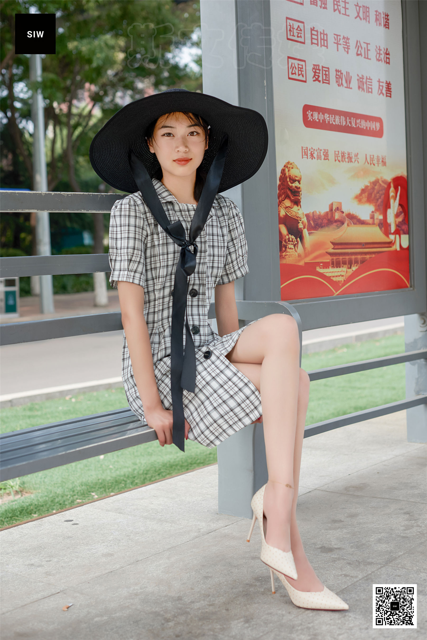 [斯文传媒SIW]  丽莉 月台少女