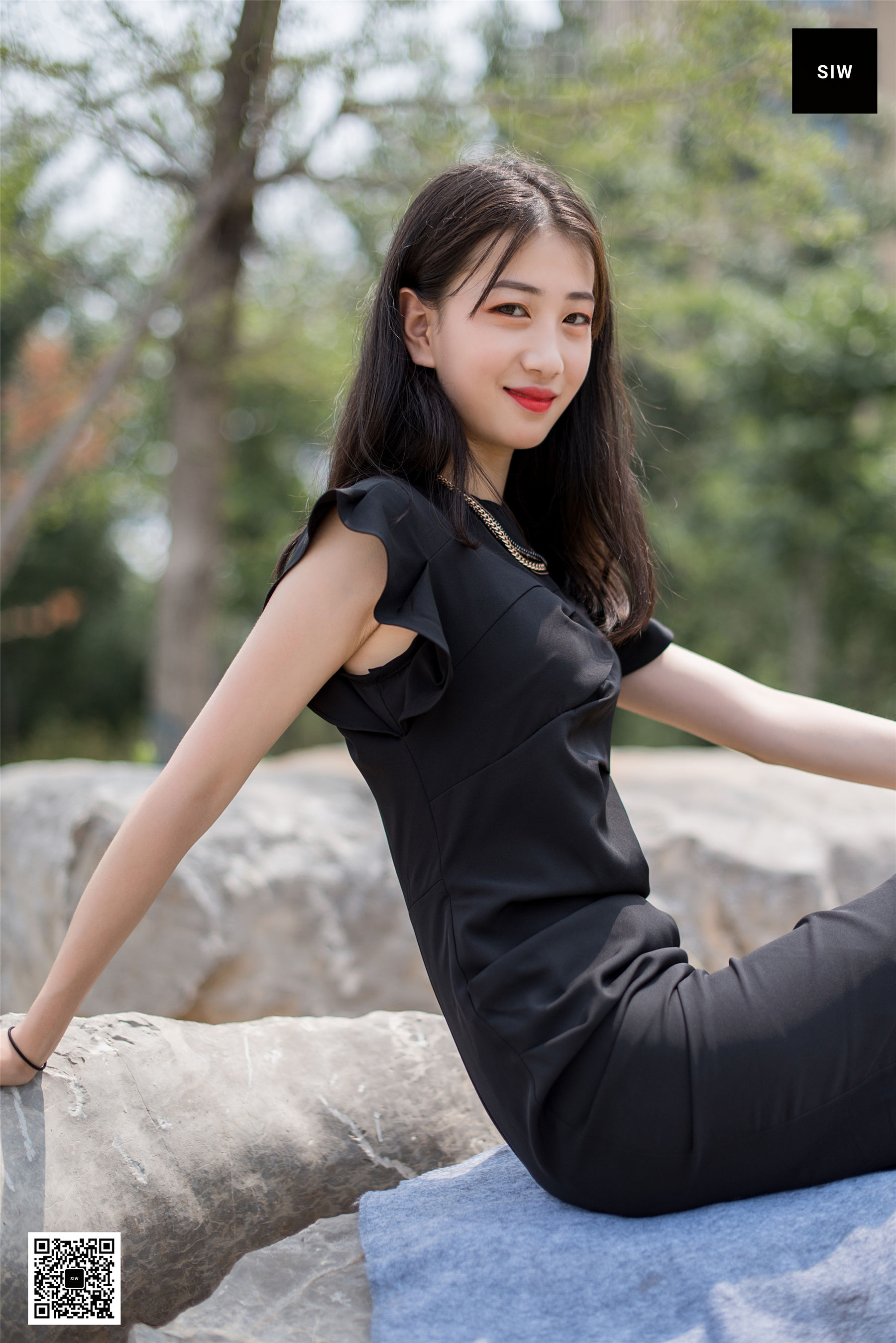 [斯文传媒SIW]  雯静 石上美人