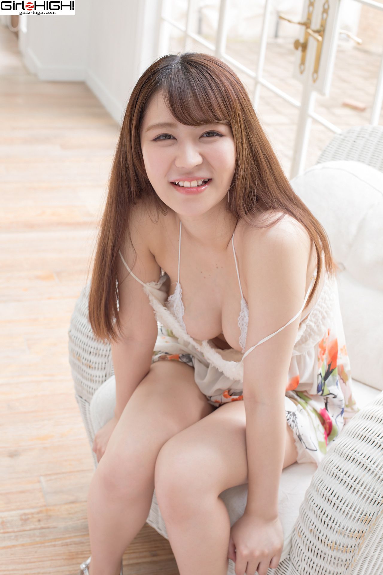 [Girlz-High] Kasumi Yoshinaga 吉永佳純 - ghwb_011_002
