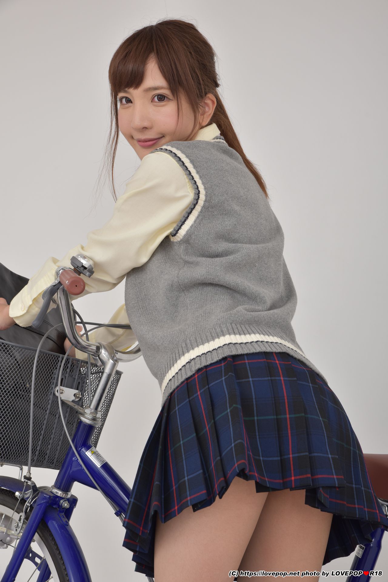 [LOVEPOP] Ayami Shionogi 汐乃木あやみ Photoset 04