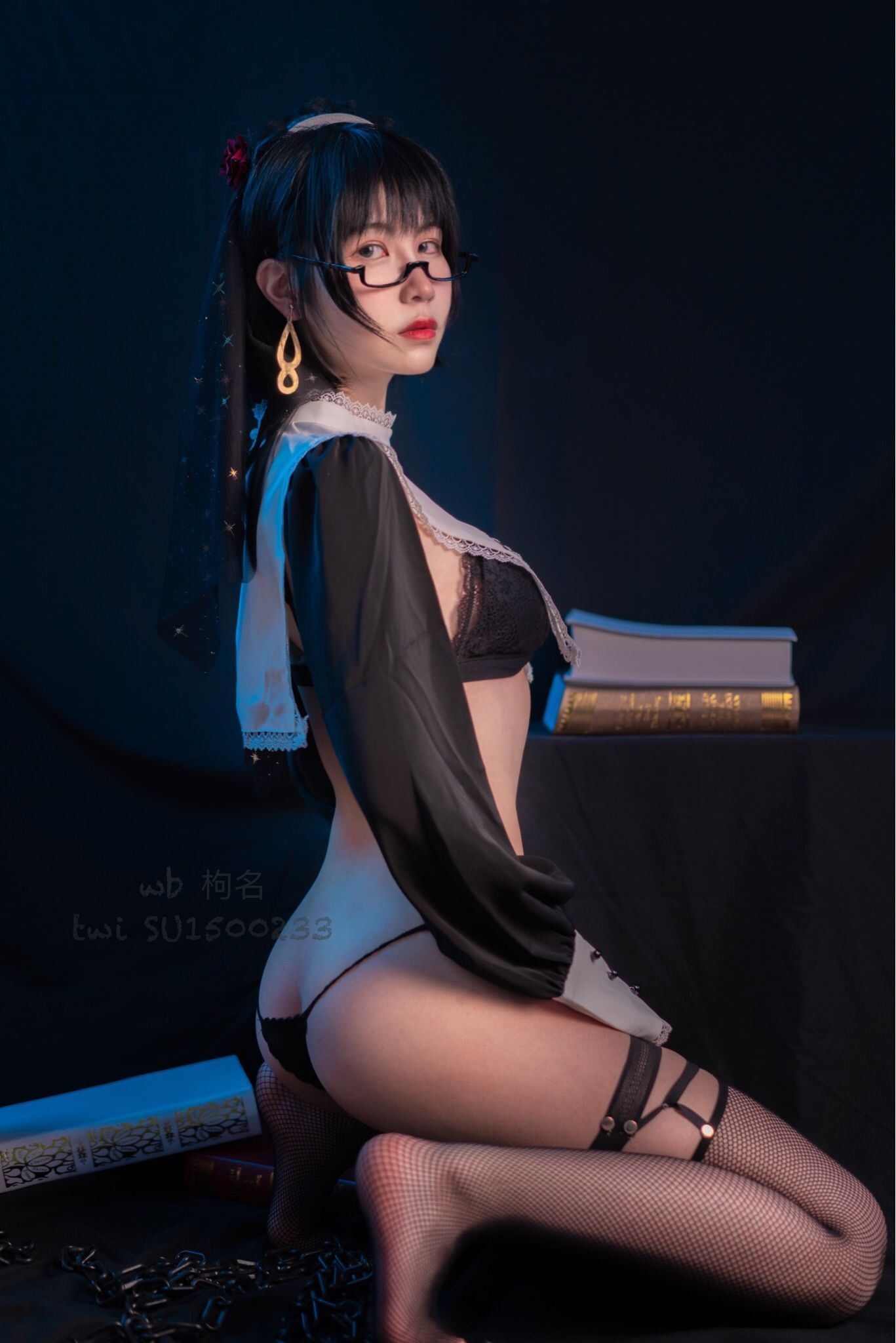 COSER美女逐月su 修女