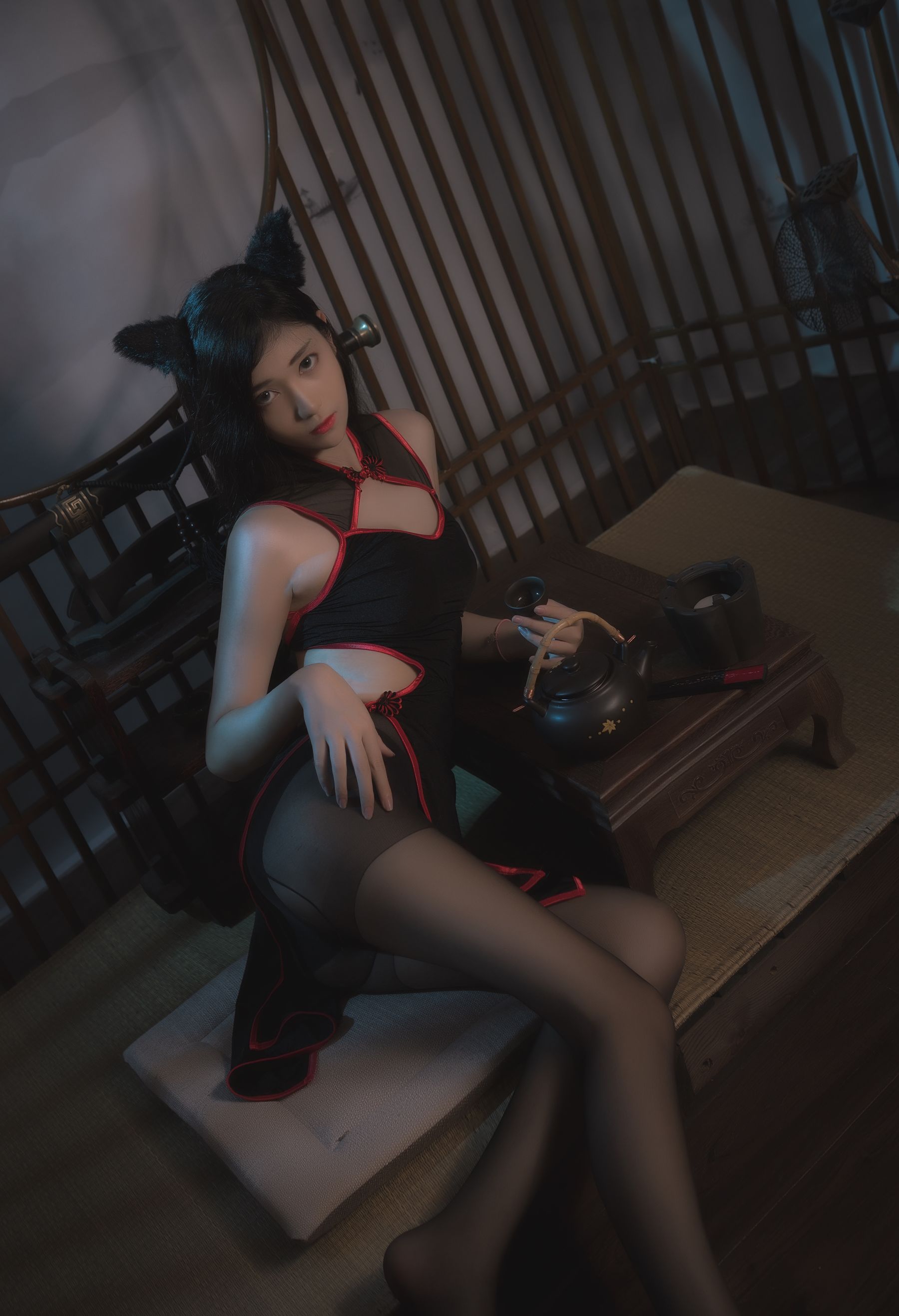 动漫博主南桃Momoko 黑旗袍
