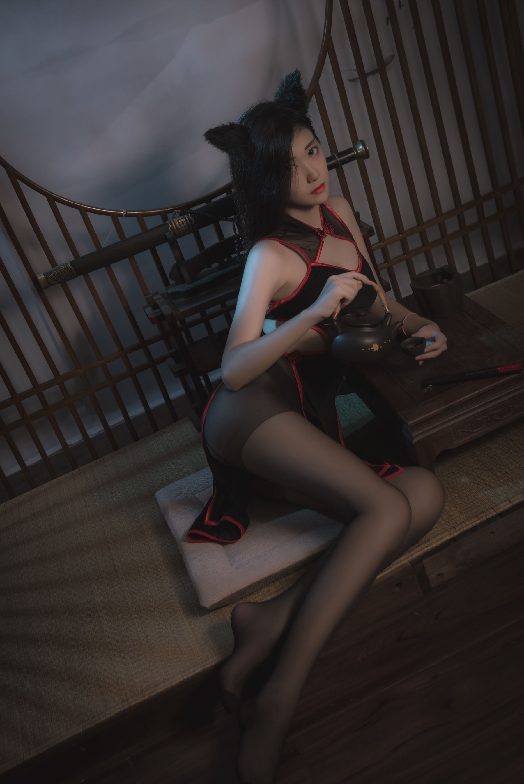 动漫博主南桃Momoko 黑旗袍