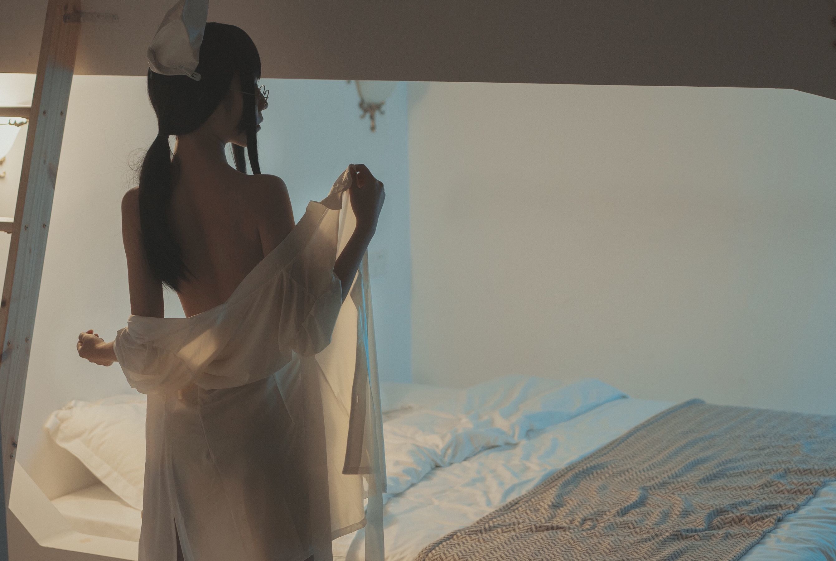 COSER美女逐月su 小护士