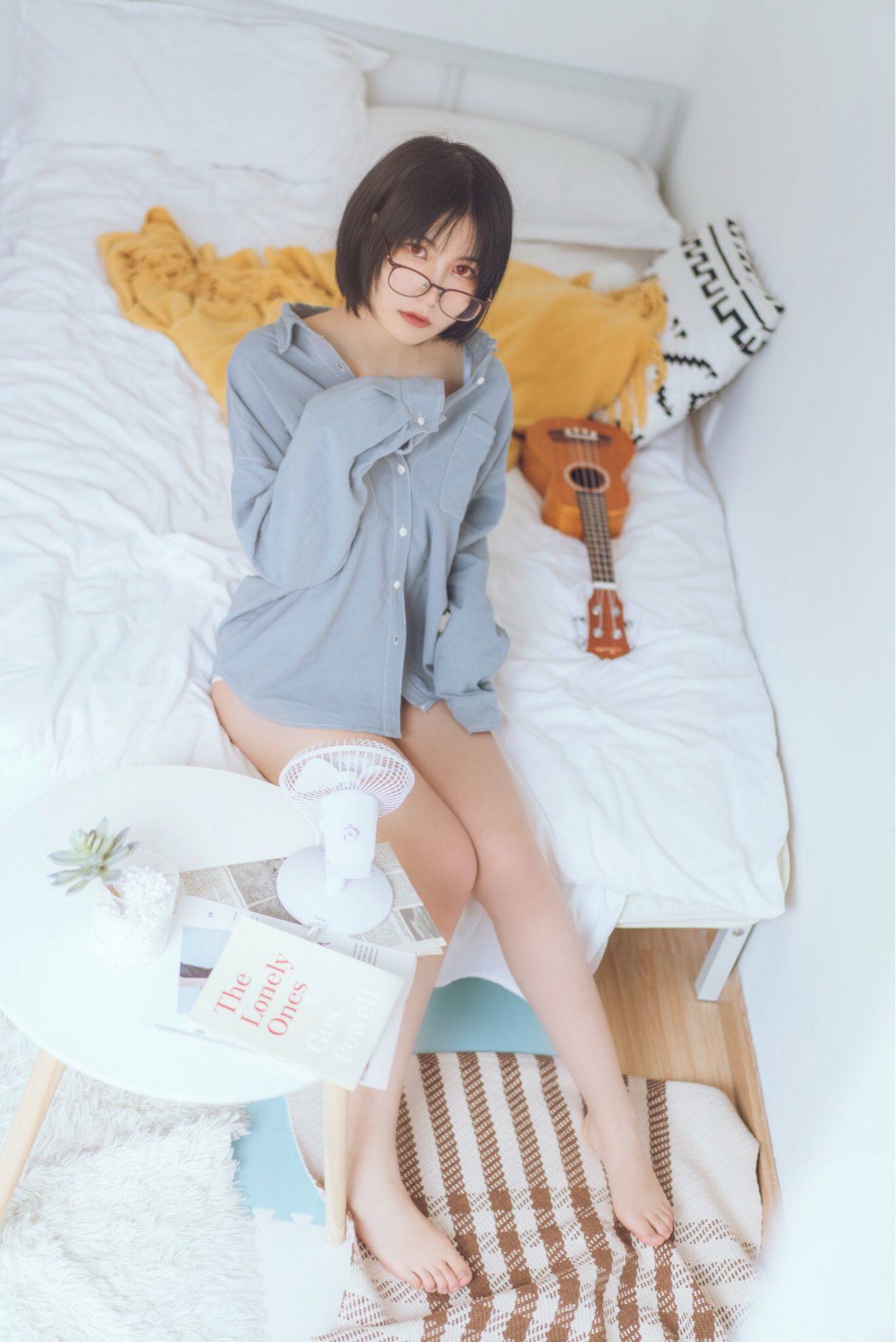 COSER美女逐月su 蓝色衬衫
