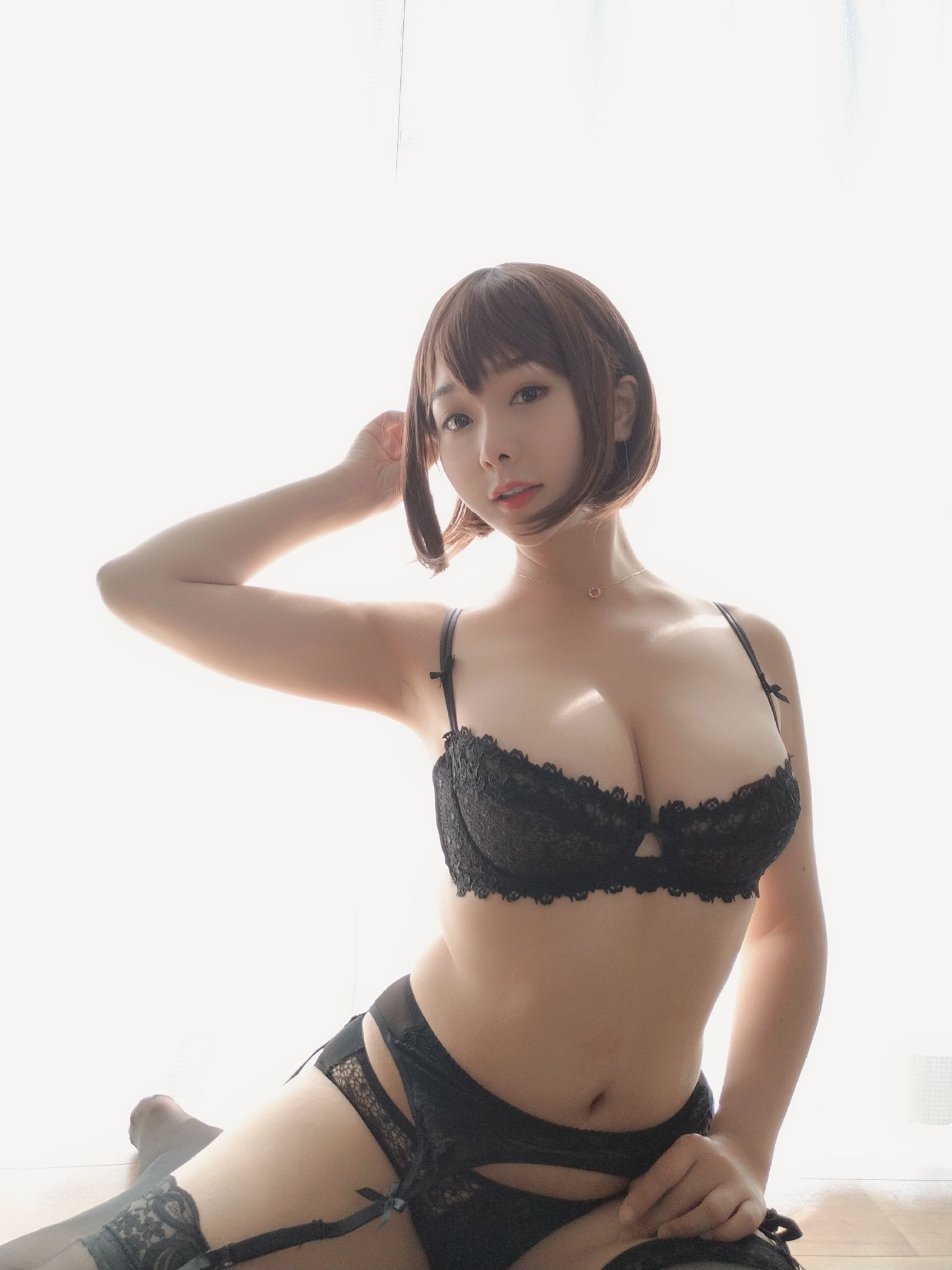 性感Coser三刀刀Miido 黑色蕾丝内衣