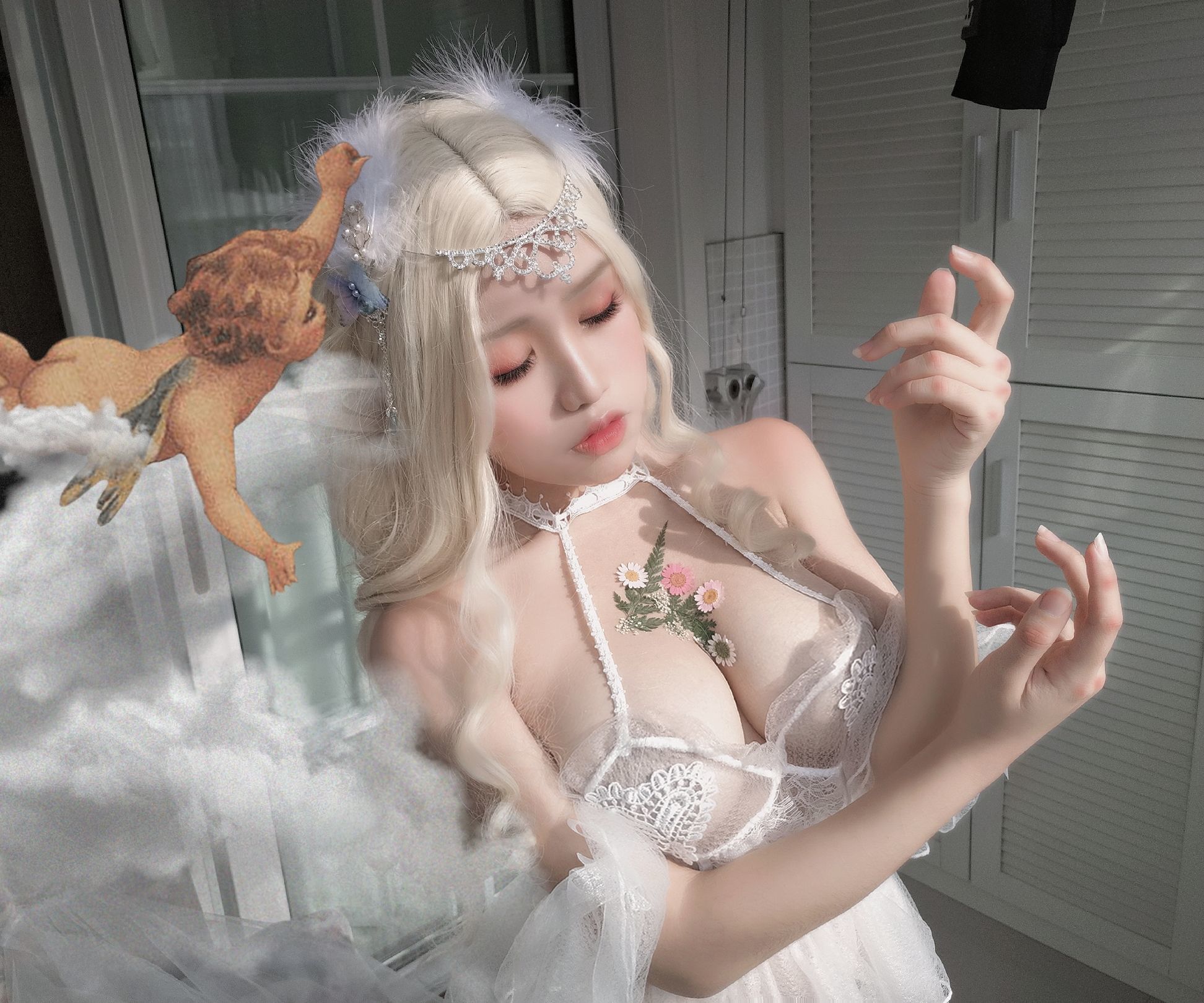 一笑芳香沁写真 少女与花