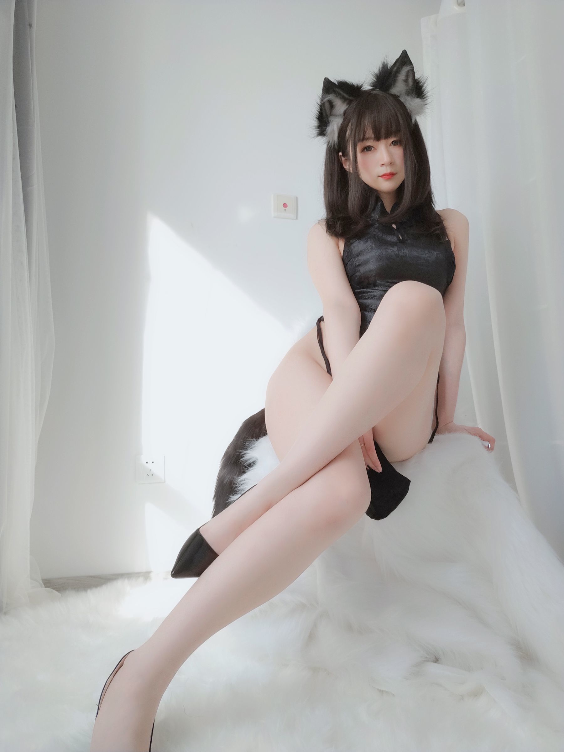 Coser小姐姐白银 小黑狼
