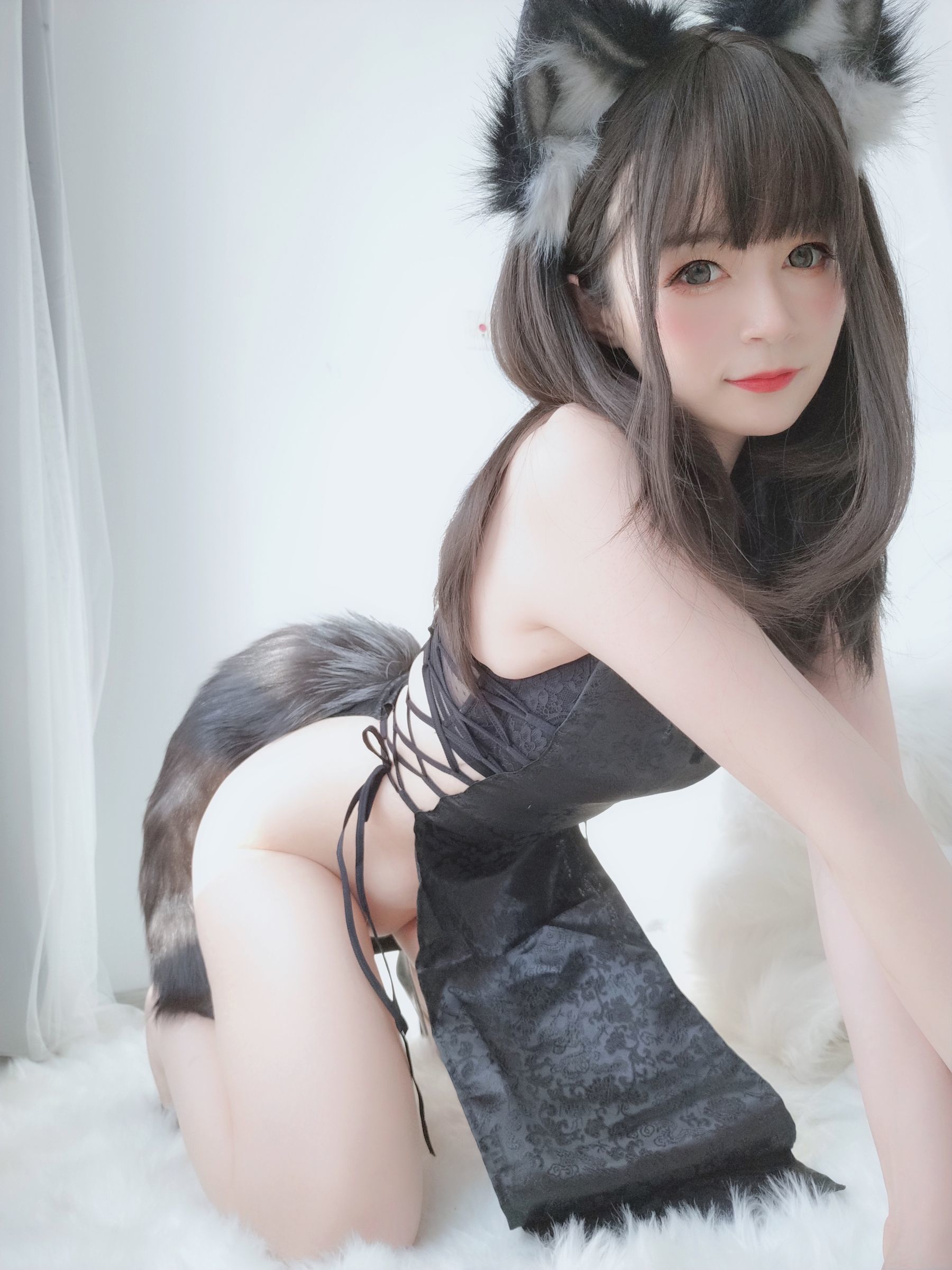Coser小姐姐白银 小黑狼