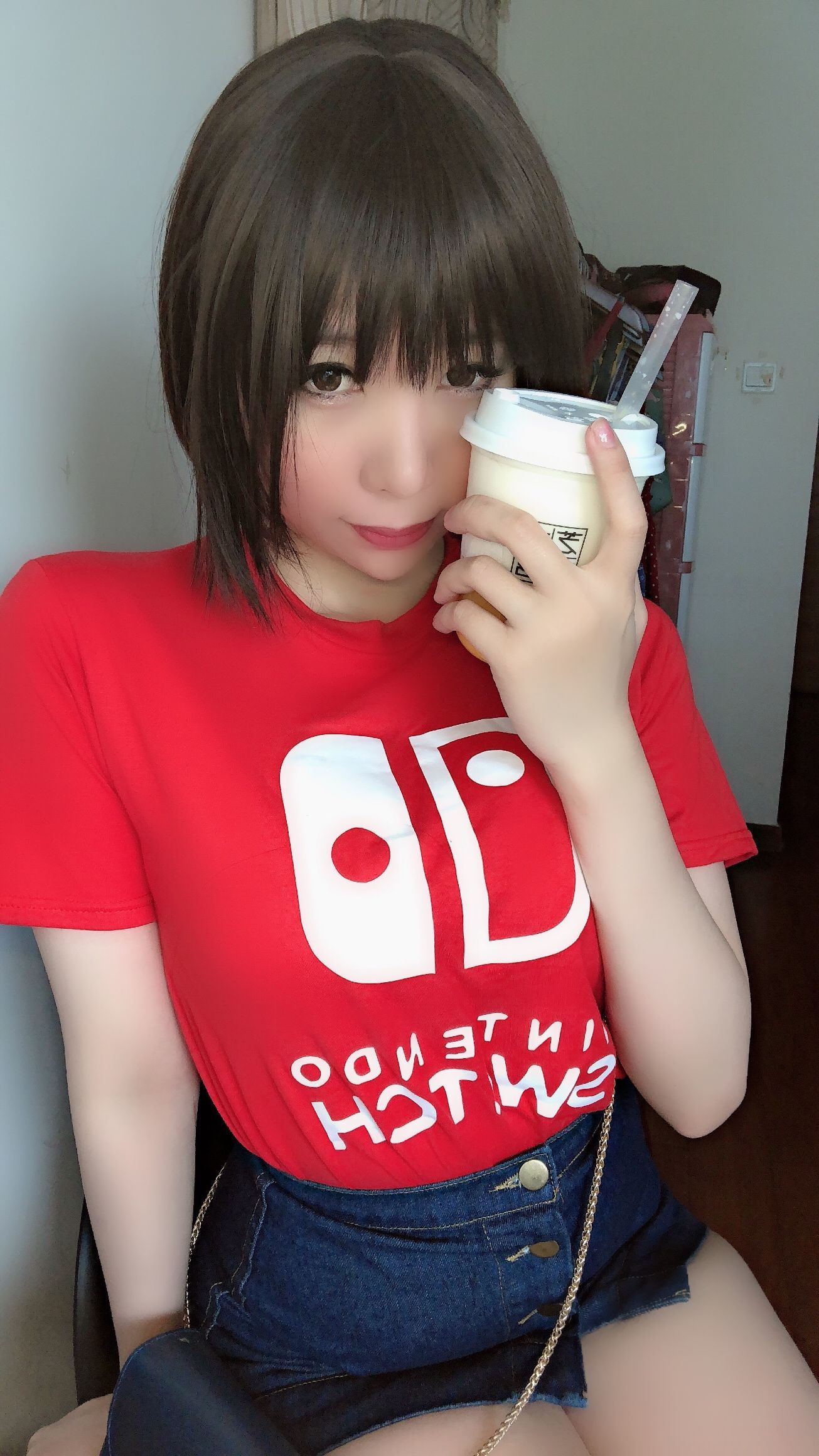 二次元巨乳美女鹿野希 火红诱惑