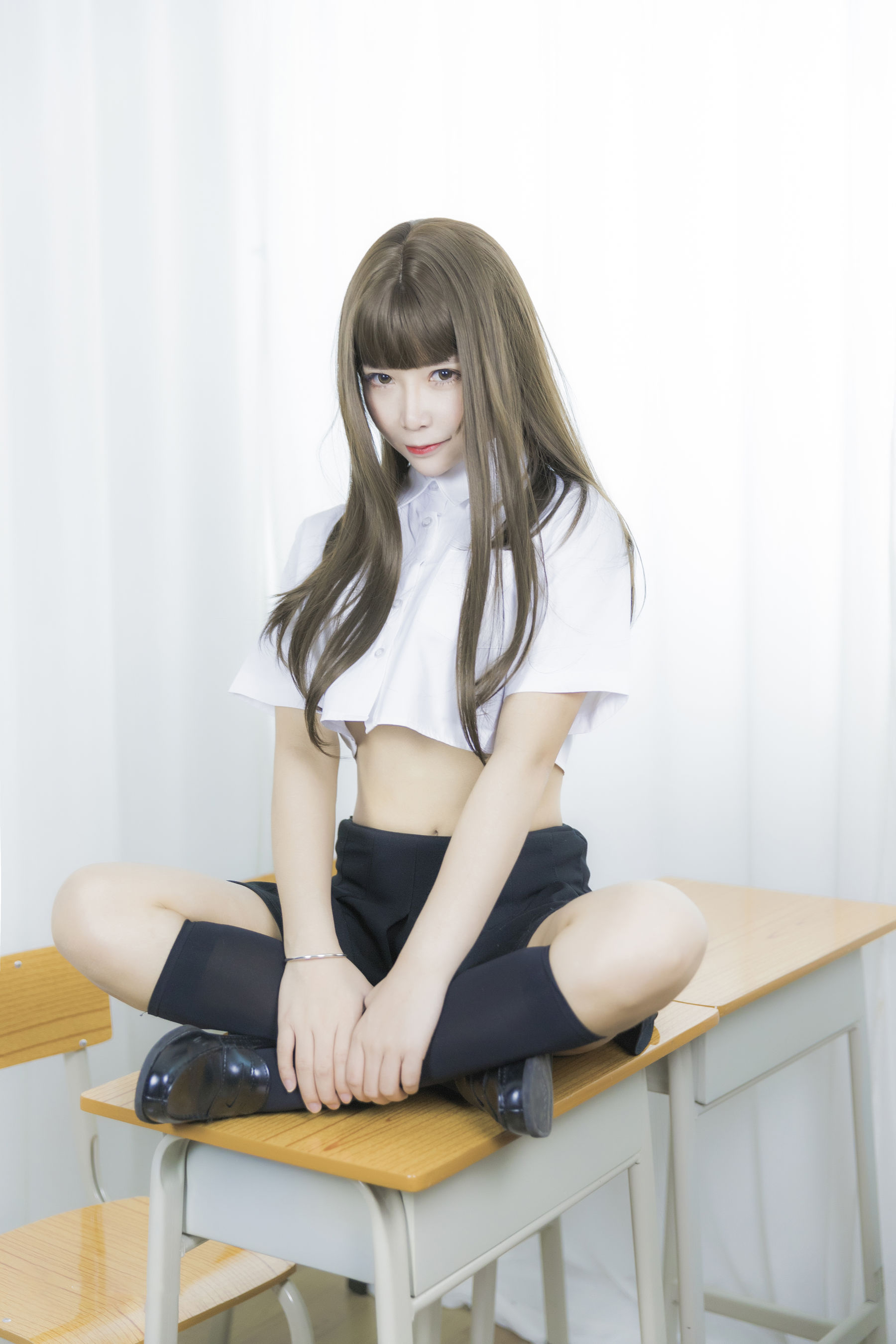 二次元妹子抱走莫子aa 等你下课