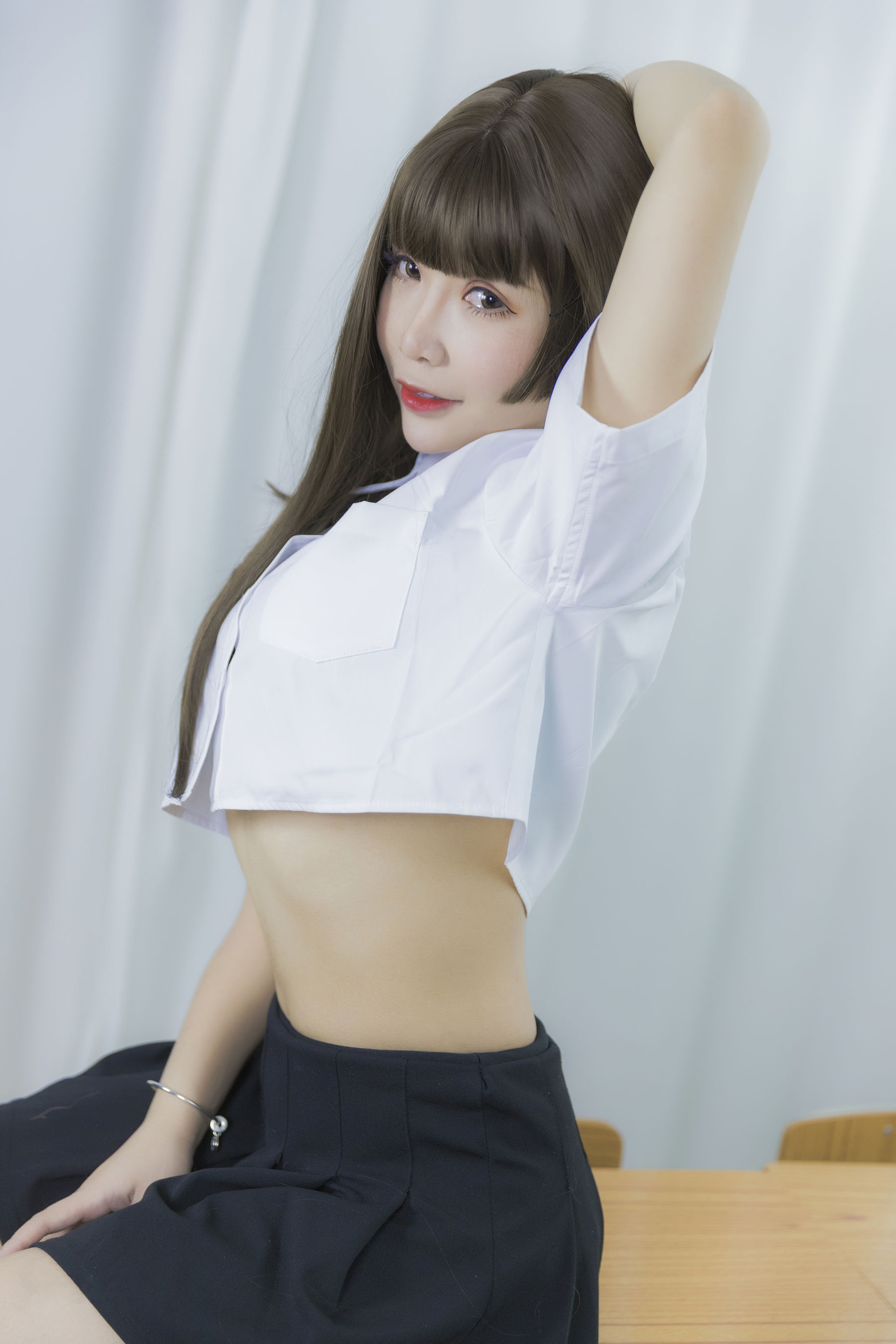 二次元妹子抱走莫子aa 等你下课